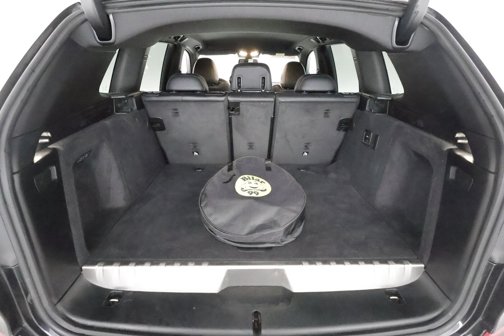 BMW X3 2021 xDrive30e M-Sport ** 360° Kamera / Adapt.Vakkari / Adapt. LED / HUD / Sporttipenkit / Navi / KeylessGO / 2x Renkaat** - 3,99 % KORKOTARJOUS TÄHÄN AUTOON - Akku kuntotarkastettu! / 2x alkuperäisillä alumiinivanteilla!