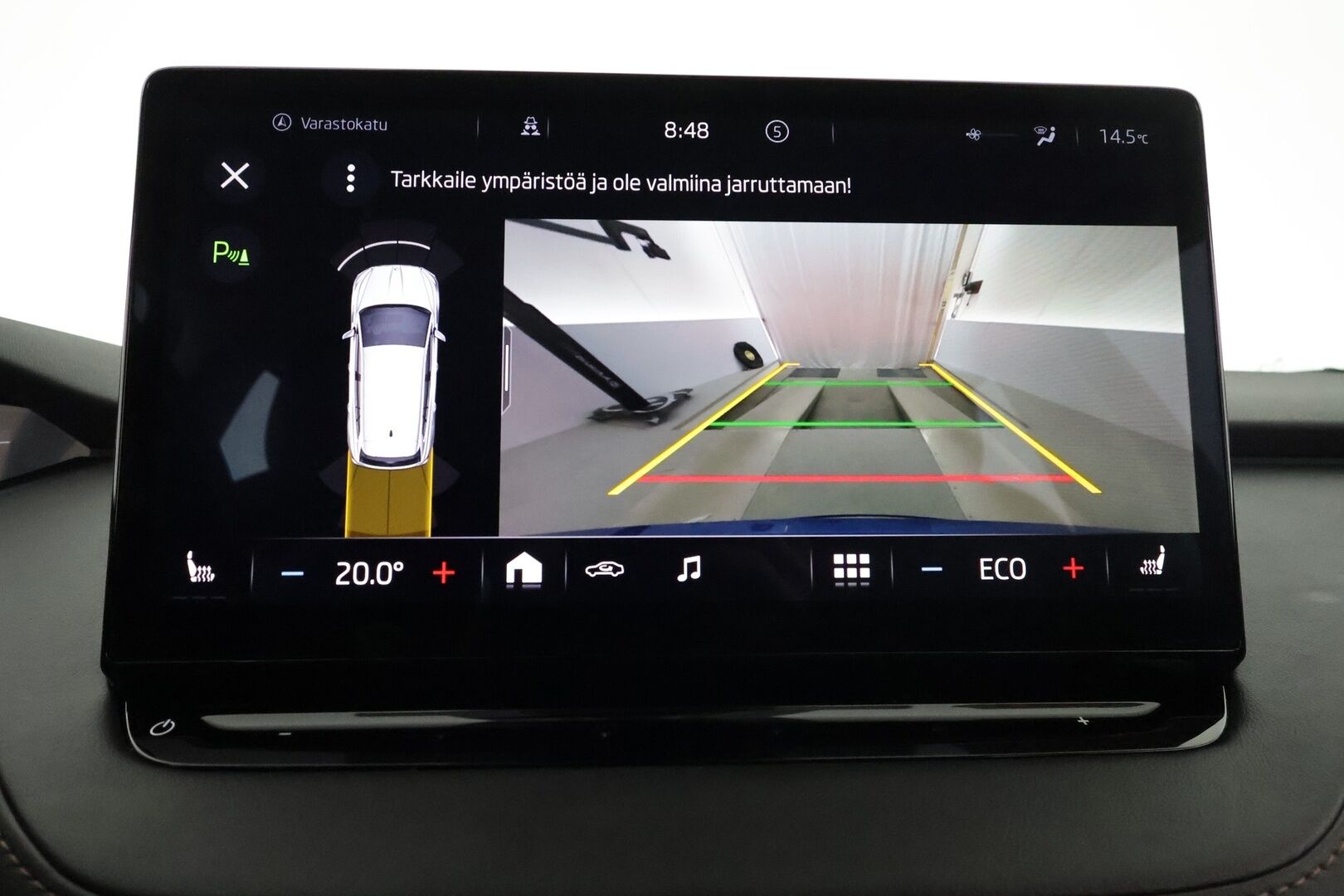 SKODA ENYAQ 2022 iV80 4x4 *ALV* Matrix LED / Lämpöpumppu / P.Kamera / Muistipenkit / Keyless / Navi - 3,99 % KORKOTARJOUS TÄHÄN AUTOON - Hierova kuskin penkki / Nahkaverhoilu / Apple&Android / Digimittaristo