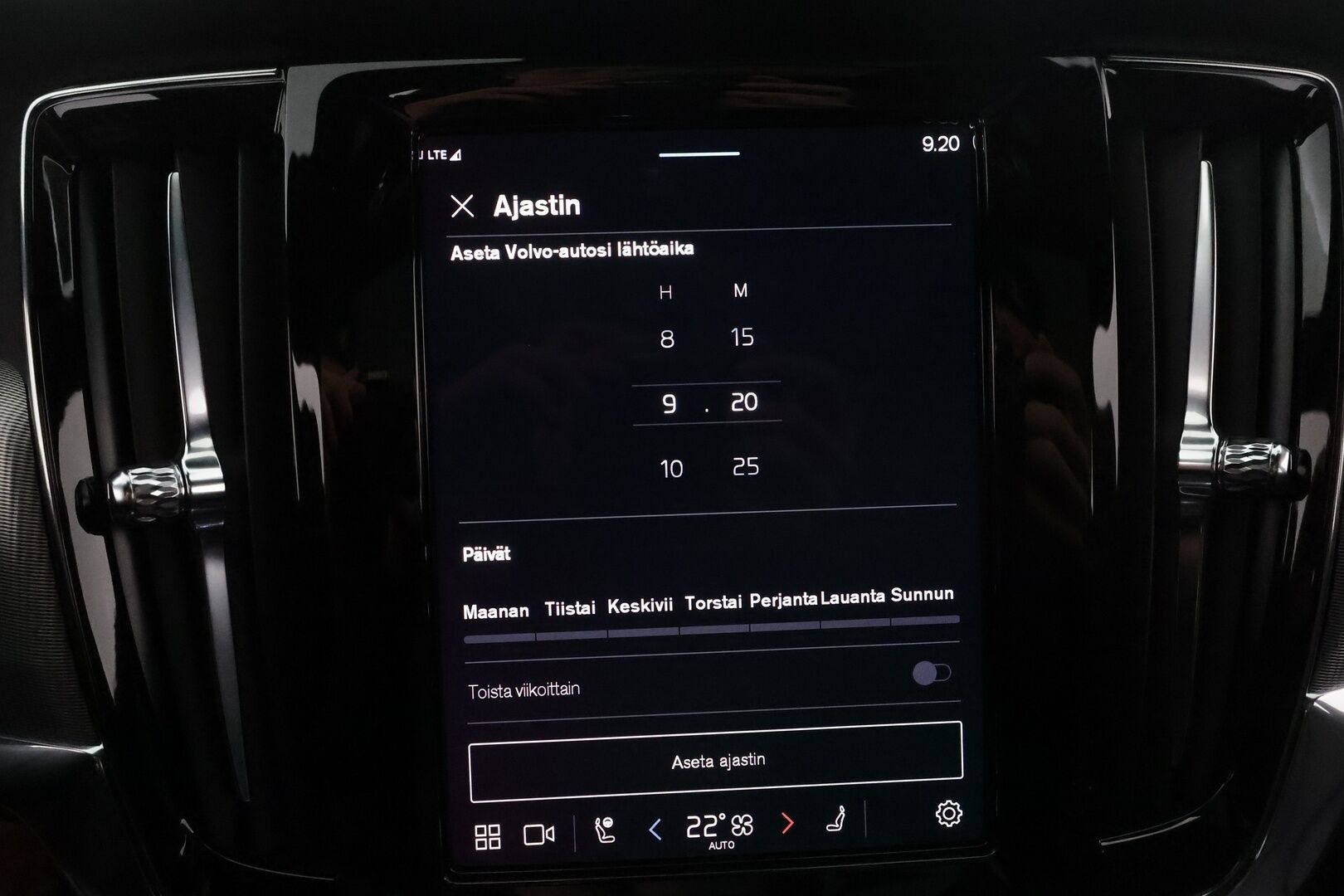 Volvo V90 2023 T6 AWD Plus Dark Long Range **Panorama / 360° Kamera / Adapt. vakkari / Full-LED / Sporttinahat Muistilla / Koukku** - 3,99 % KORKOTARJOUS TÄHÄN AUTOON - Harman/Kardon / Apple&Android / Kaistavahti / KeylessGO