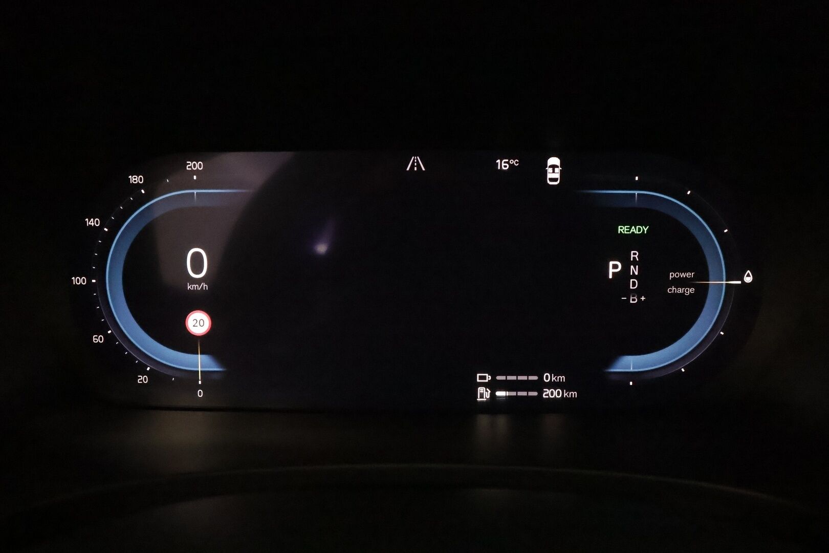Volvo V90 2023 T6 AWD Plus Dark Long Range **Panorama / 360° Kamera / Adapt. vakkari / Full-LED / Sporttinahat Muistilla / Koukku** - 3,99 % KORKOTARJOUS TÄHÄN AUTOON - Harman/Kardon / Apple&Android / Kaistavahti / KeylessGO