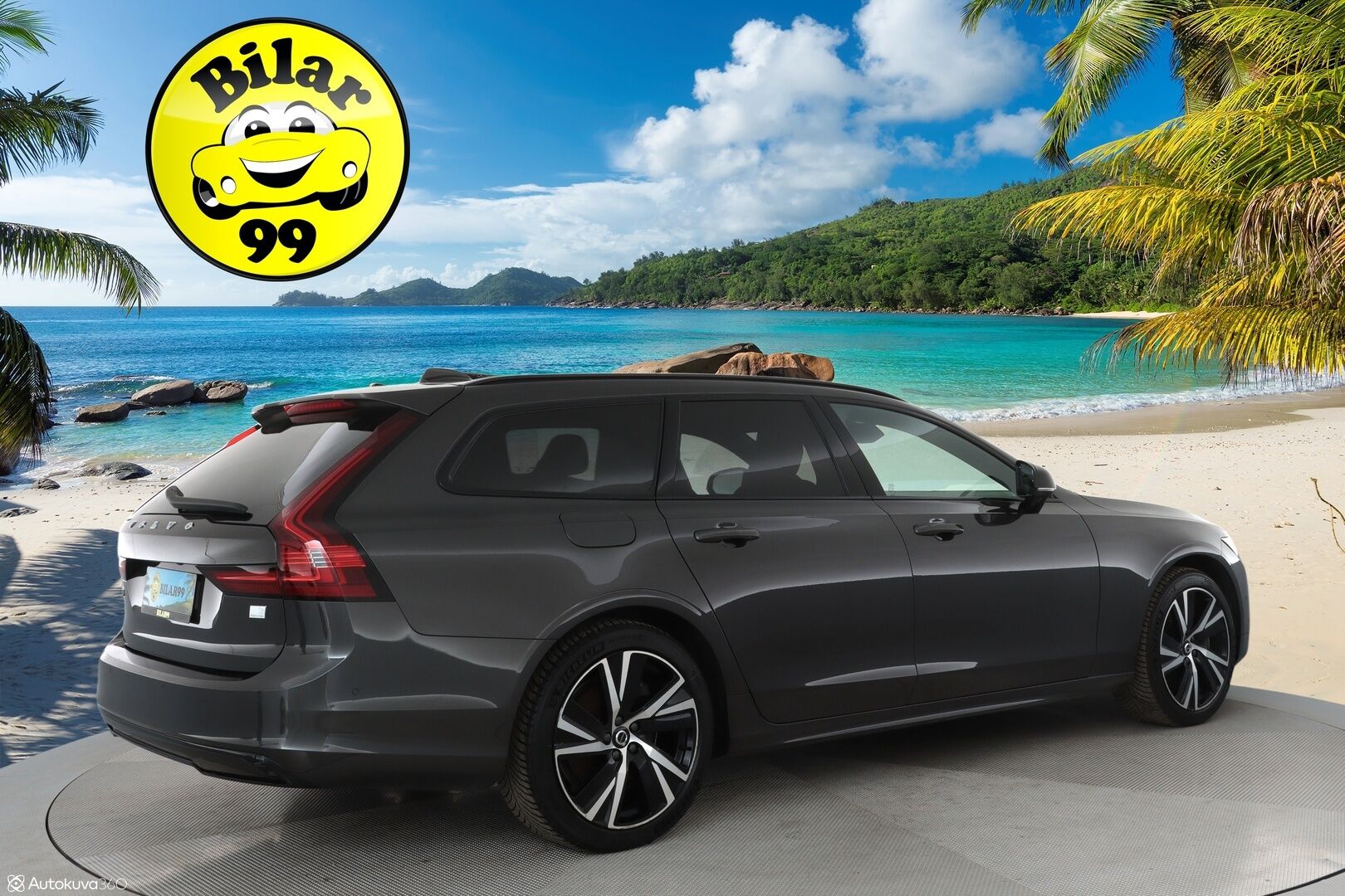 Volvo V90 2023 T6 AWD Plus Dark Long Range **Panorama / 360° Kamera / Adapt. vakkari / Full-LED / Sporttinahat Muistilla / Koukku** - 3,99 % KORKOTARJOUS TÄHÄN AUTOON - Harman/Kardon / Apple&Android / Kaistavahti / KeylessGO