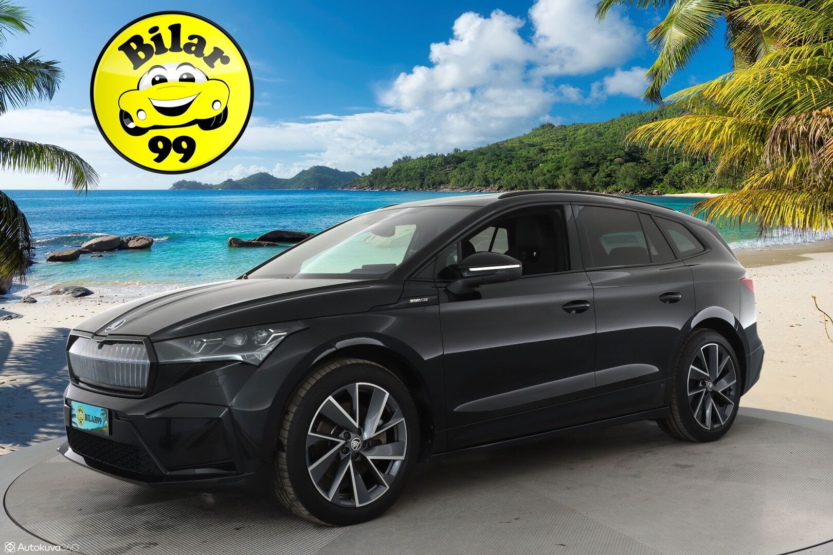 SKODA ENYAQ 2022 iV80 Sportline**Panorama / HUD / 360° Kamera / Lämpöpumppu / Matrix-LED / Muistipenkit / Navi / KeylessGO / 2x Renkaat** - 3,99 % KORKOTARJOUS TÄHÄN AUTOON - Kaistavahti / 3-Alueinen AC / Apple&Android / Kahdet renkaat