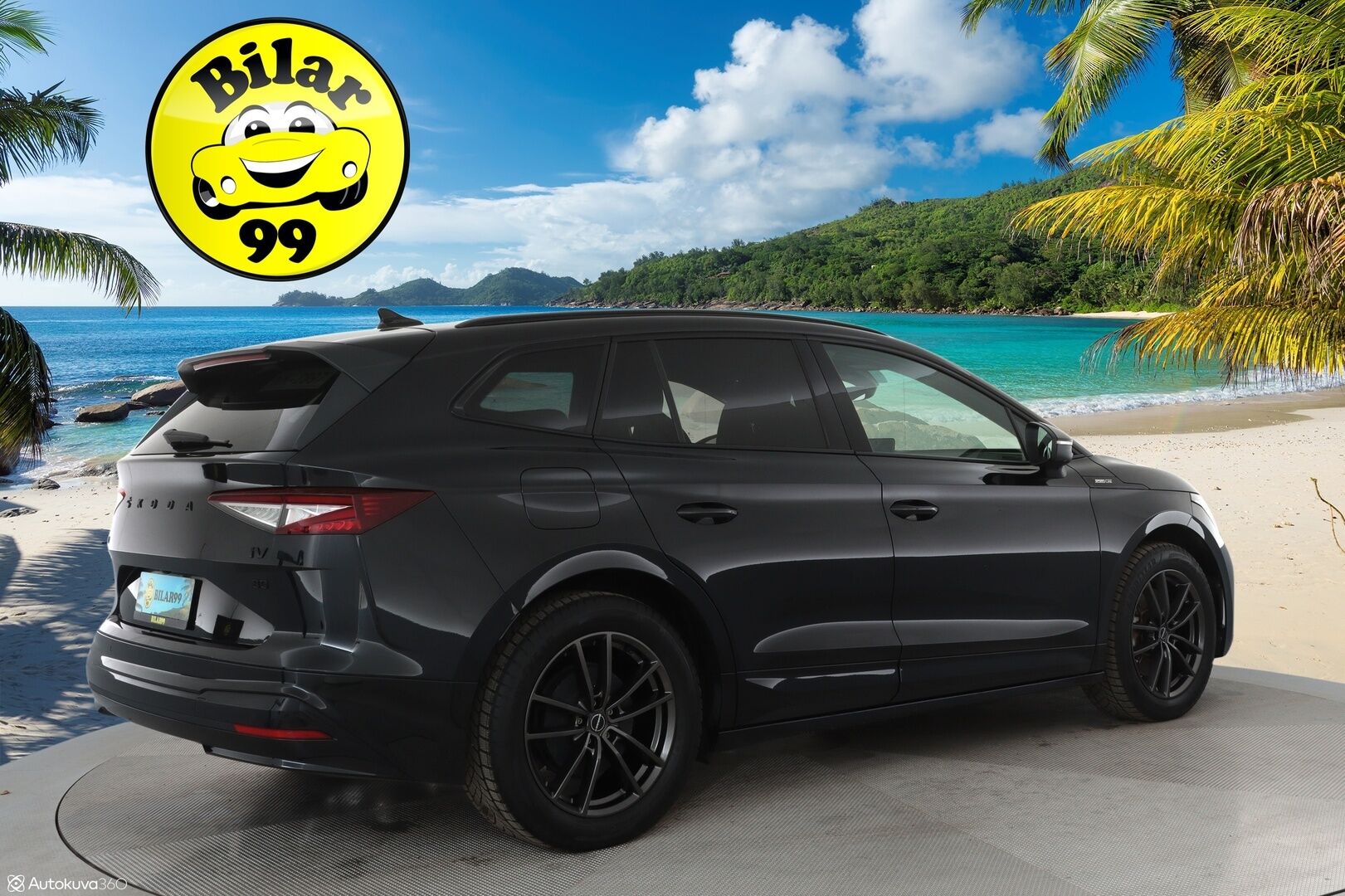 SKODA ENYAQ 2022 iV80 Sportline**Panorama / HUD / 360° Kamera / Lämpöpumppu / Matrix-LED / Muistipenkit / Navi / KeylessGO / 2x Renkaat** - 3,99 % KORKOTARJOUS TÄHÄN AUTOON - Kaistavahti / 3-Alueinen AC / Apple&Android / Kahdet renkaat