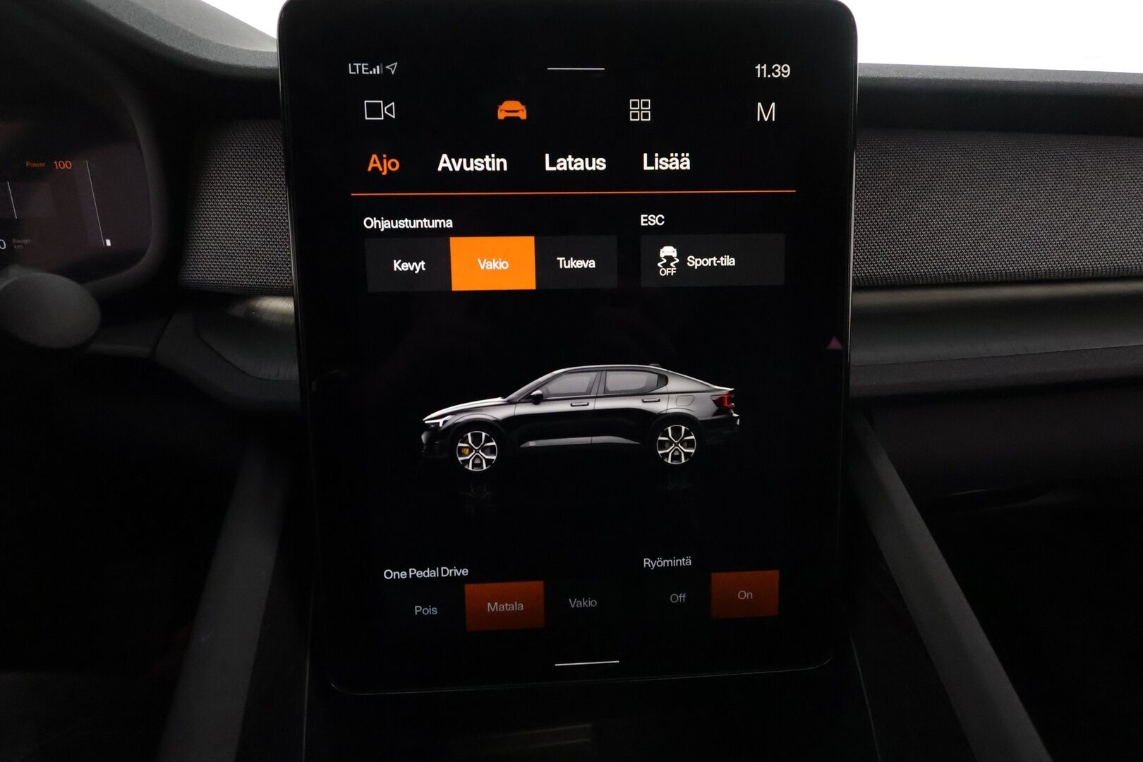 POLESTAR 2 2022 Standard Single Motor **Lasikatto / 360° Kamera / Lämpöpumppu / Adapt.Vakkari / Pixel-LED / Sporttipenkki Muistilla** - Harman/Kardon / Google Maps / Kaistavahti / KeylessGO