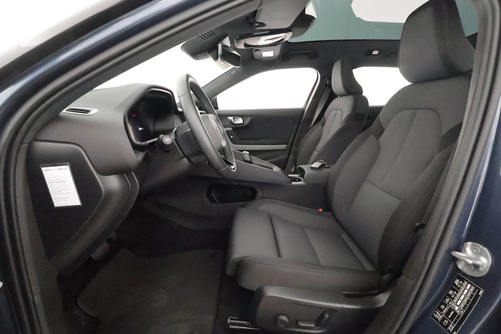 POLESTAR 2 2023 Standard Range Single Motor **Lasikatto / 360° Kamera / Lämpöpumppu / Koukku / Adapt.Vakkari / Sporttipenkki Muistilla** - 3,99 % KORKOTARJOUS TÄHÄN AUTOON - Harman/Kardon / LED-valot / Google Maps / KeylessGO