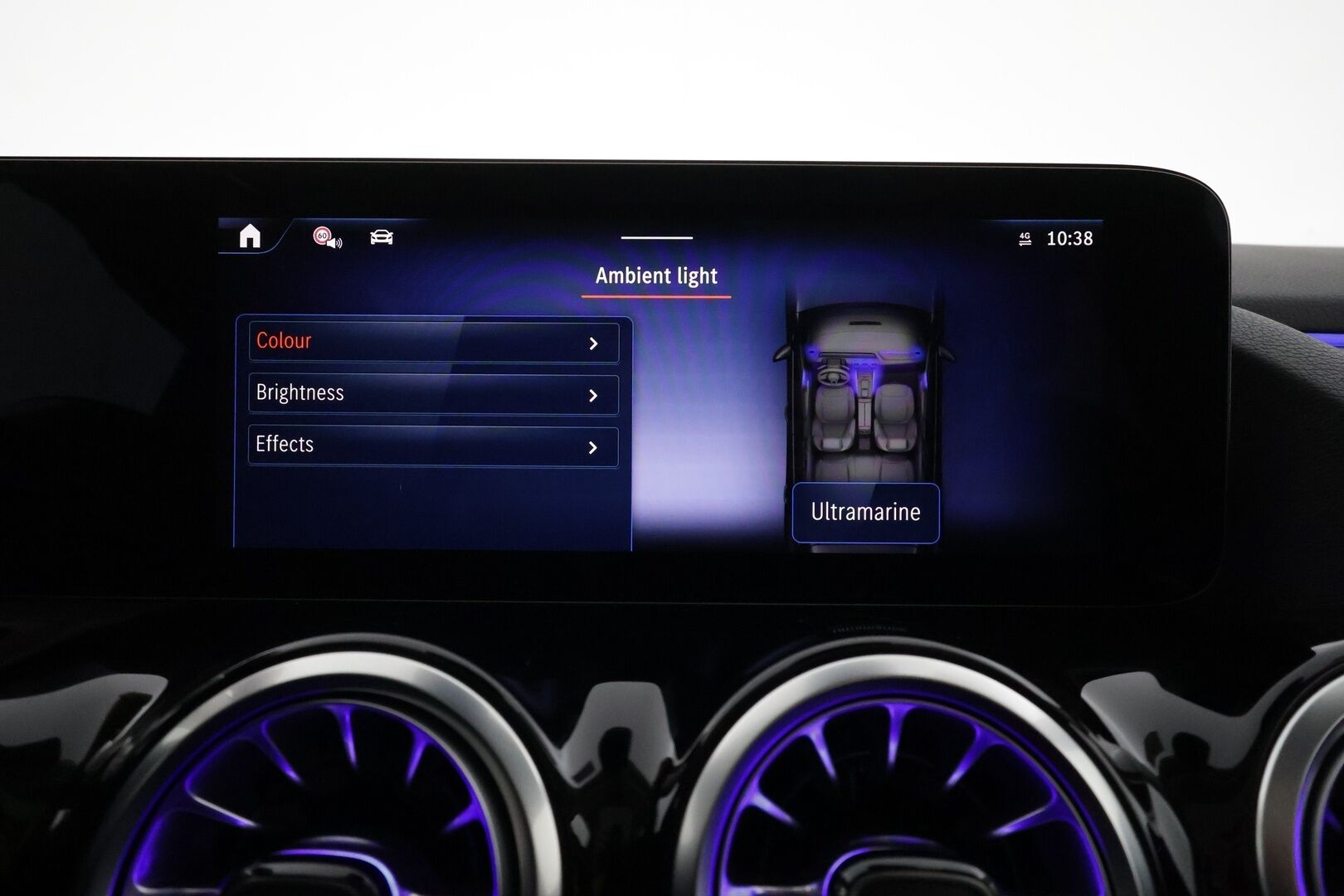 MERCEDES-BENZ EQA 2024 300 4MATIC *Panorama / 360° Kamera / Widescreen / Adapt.Vakkari / LED-High Performance / Navi / Kaistavahti / KeylessGO* - 3,99 % KORKOTARJOUS TÄHÄN AUTOON - 