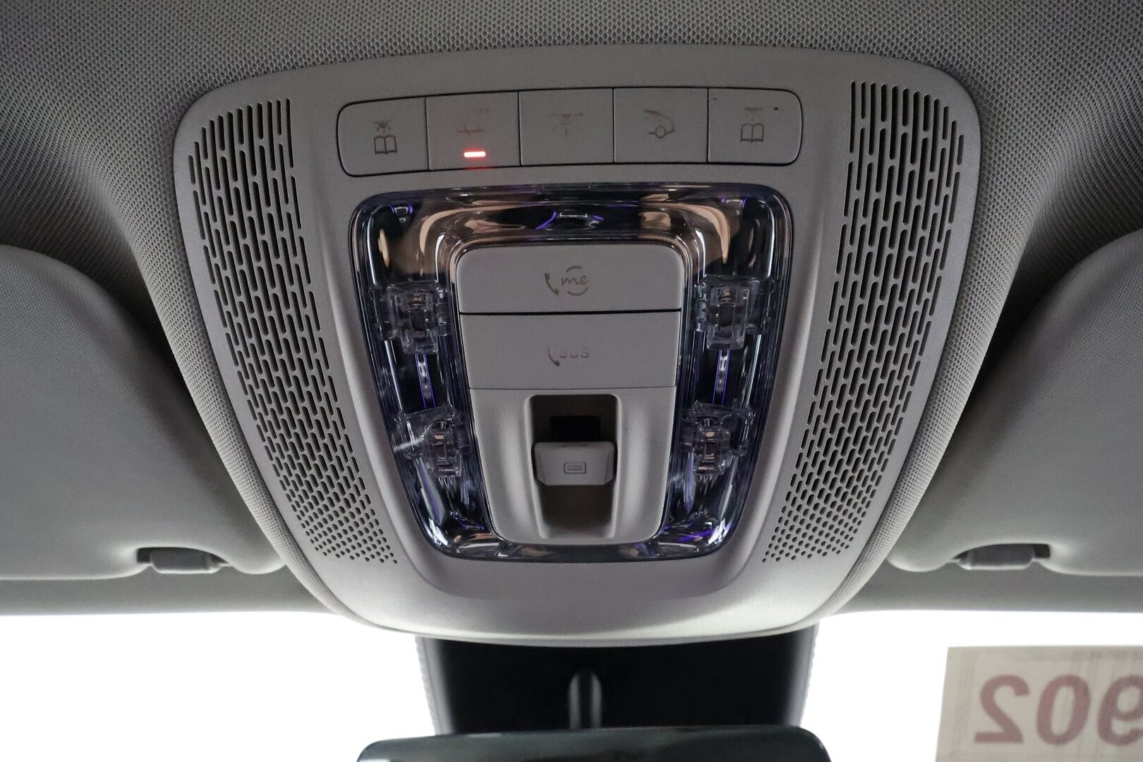 MERCEDES-BENZ EQA 2024 300 4MATIC *Panorama / 360° Kamera / Widescreen / Adapt.Vakkari / LED-High Performance / Navi / Kaistavahti / KeylessGO* - 3,99 % KORKOTARJOUS TÄHÄN AUTOON - 