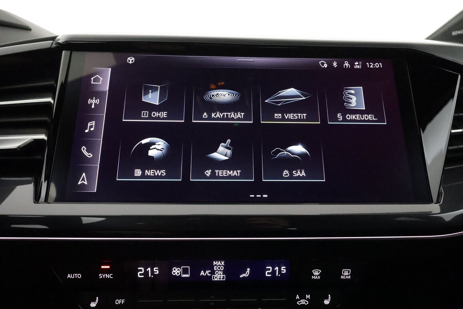 AUDI Q4 E-TRON 2022 40 e-tron Sportback S-Line **HUD / Matrix-LED / Adapt.Vakkari / P. Kamera / SONOS / Sporttipenkit / Navi / Kaistavahti** - 3,99 % KORKOTARJOUS TÄHÄN AUTOON - Akku kuntotarkastettu / Timantti Nahka-Alcantara Sisusta /  KeylessGO / 2x Renkaat