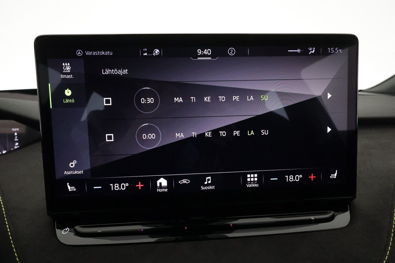 SKODA ENYAQ 2023 80 iV 4x4 RS Coupe **Lasikatto / Lämpöpumppu / Matrix-LED / Adapt.Vakkari / Muistipenkki / P. Kamera / Canton / HUD** - 3,99 % KORKOTARJOUS TÄHÄN AUTOON - Akku kuntotarkastettu / Navi /Apple&Android / Kaistavahti / Digimittaristo / KeylessGO