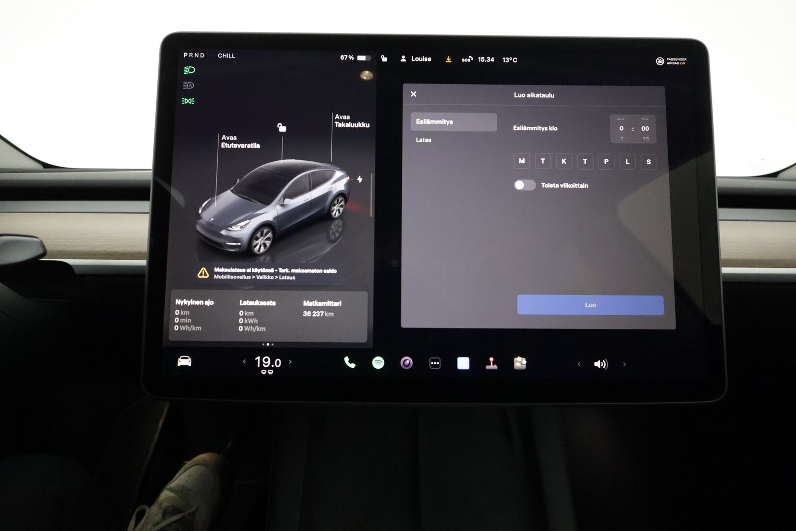 TESLA MODEL Y 2022 Long Range AWD **Lasikatto / Lämpöpumppu / Koukku / Adapt.Vakkari / Matrix-LED / Navi / Kaistavahti** - 3,99 % KORKOTARJOUS TÄHÄN AUTOON - P. Kamera / Premium Audio / q1Nahkaverhoilu / KeylessGO / 2x Renkaat