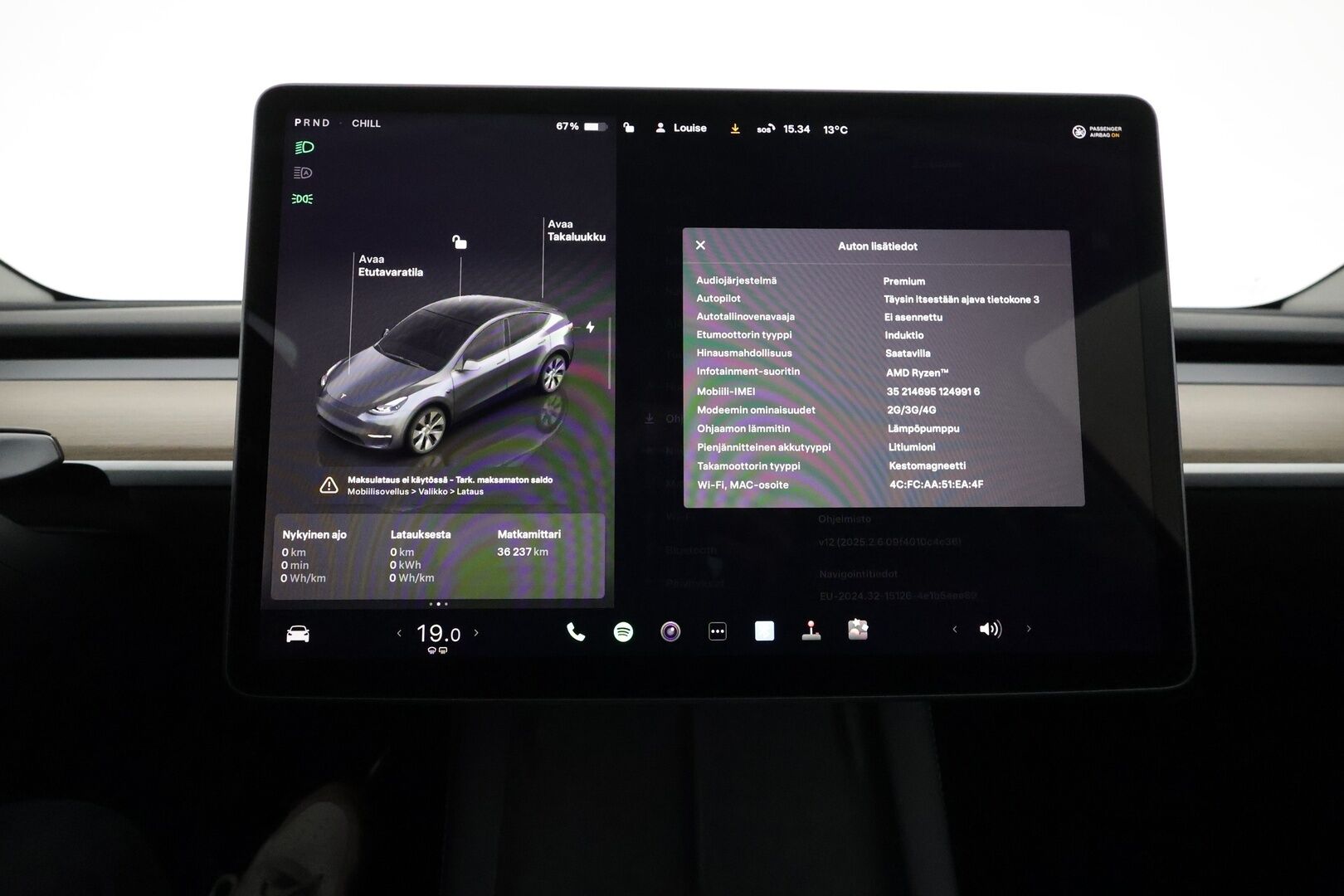 TESLA MODEL Y 2022 Long Range AWD **Lasikatto / Lämpöpumppu / Koukku / Adapt.Vakkari / Matrix-LED / Navi / Kaistavahti** - 3,99 % KORKOTARJOUS TÄHÄN AUTOON - P. Kamera / Premium Audio / q1Nahkaverhoilu / KeylessGO / 2x Renkaat