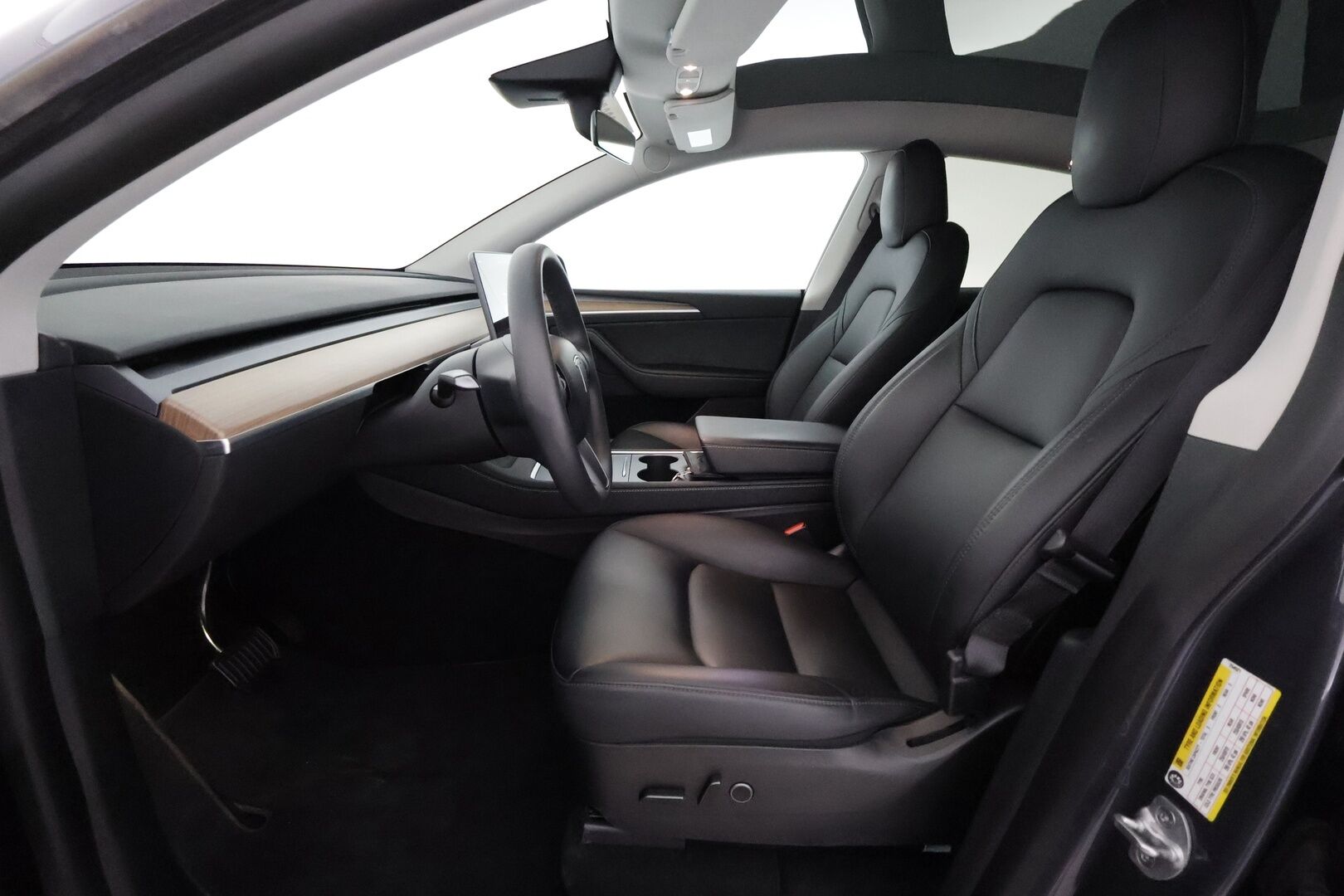 TESLA MODEL Y 2022 Long Range AWD **Lasikatto / Lämpöpumppu / Koukku / Adapt.Vakkari / Matrix-LED / Navi / Kaistavahti** - 3,99 % KORKOTARJOUS TÄHÄN AUTOON - P. Kamera / Premium Audio / q1Nahkaverhoilu / KeylessGO / 2x Renkaat