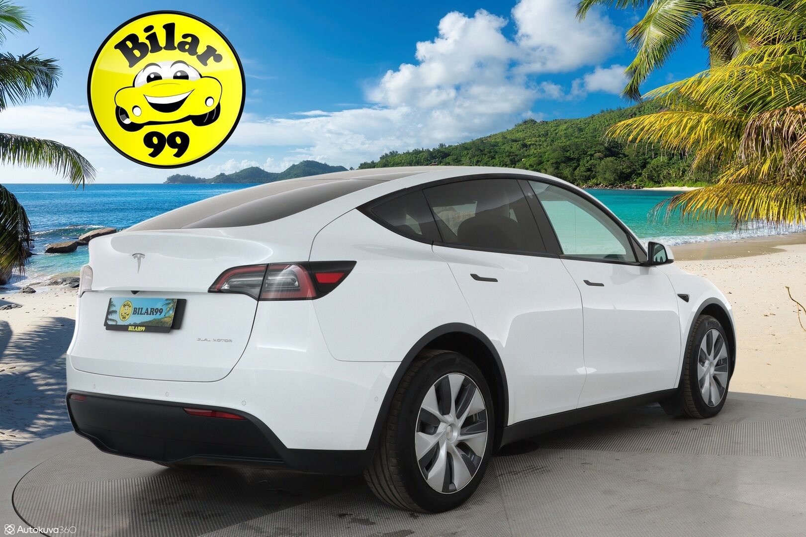 TESLA MODEL Y 2022 Long Range AMD Ryzen **Lasikatto / Lämpöpumppu / Adapt.Vakkari / Matrix-LED / P. Kamera / Navi / Kaistavahti** - 3,99 % KORKOTARJOUS TÄHÄN AUTOON - Valkoinen Nahkaverhoilu / KeylessGO / 2x Latauskaapelit / 2x Renkaat