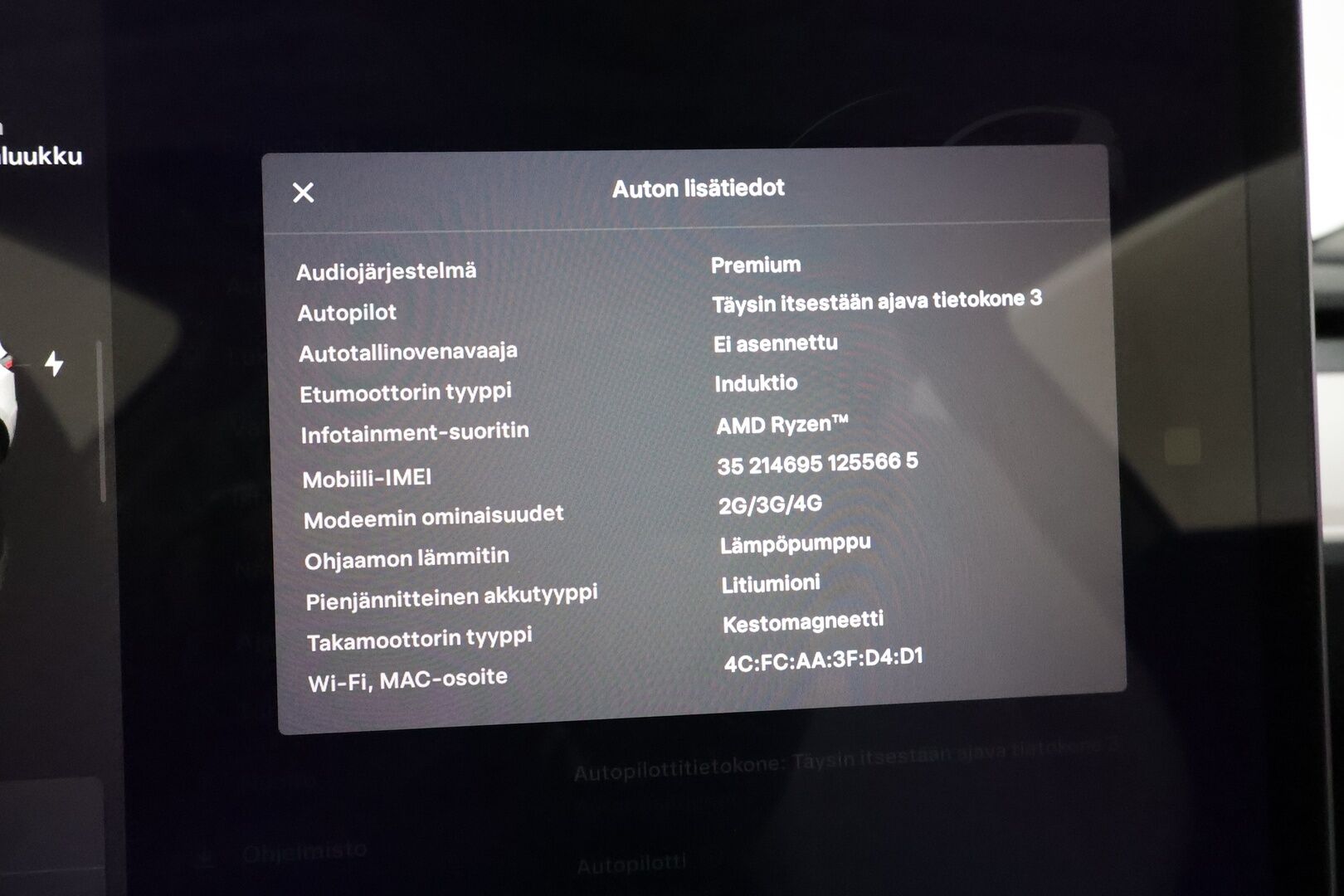 TESLA MODEL Y 2022 Long Range AMD Ryzen **Lasikatto / Lämpöpumppu / Adapt.Vakkari / Matrix-LED / P. Kamera / Navi / Kaistavahti** - 3,99 % KORKOTARJOUS TÄHÄN AUTOON - Valkoinen Nahkaverhoilu / KeylessGO / 2x Latauskaapelit / 2x Renkaat