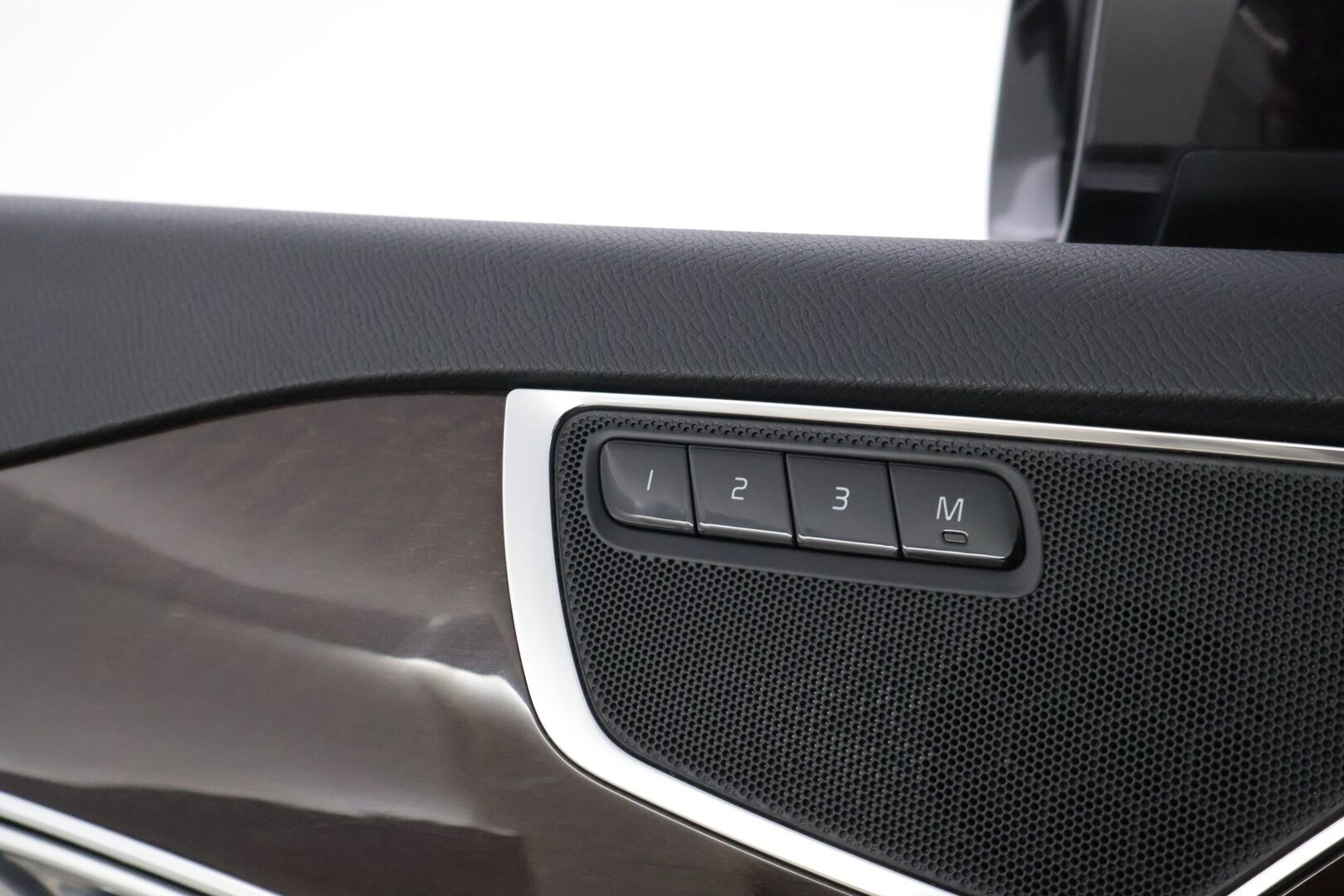 Volvo XC90 2016 T8 Twin Engine AWD Inscription aut - YritysOutlet - Myydään vain yrityksille - – Tämä auto myydään YritysOutlet -valikoimasta vain yritykselle