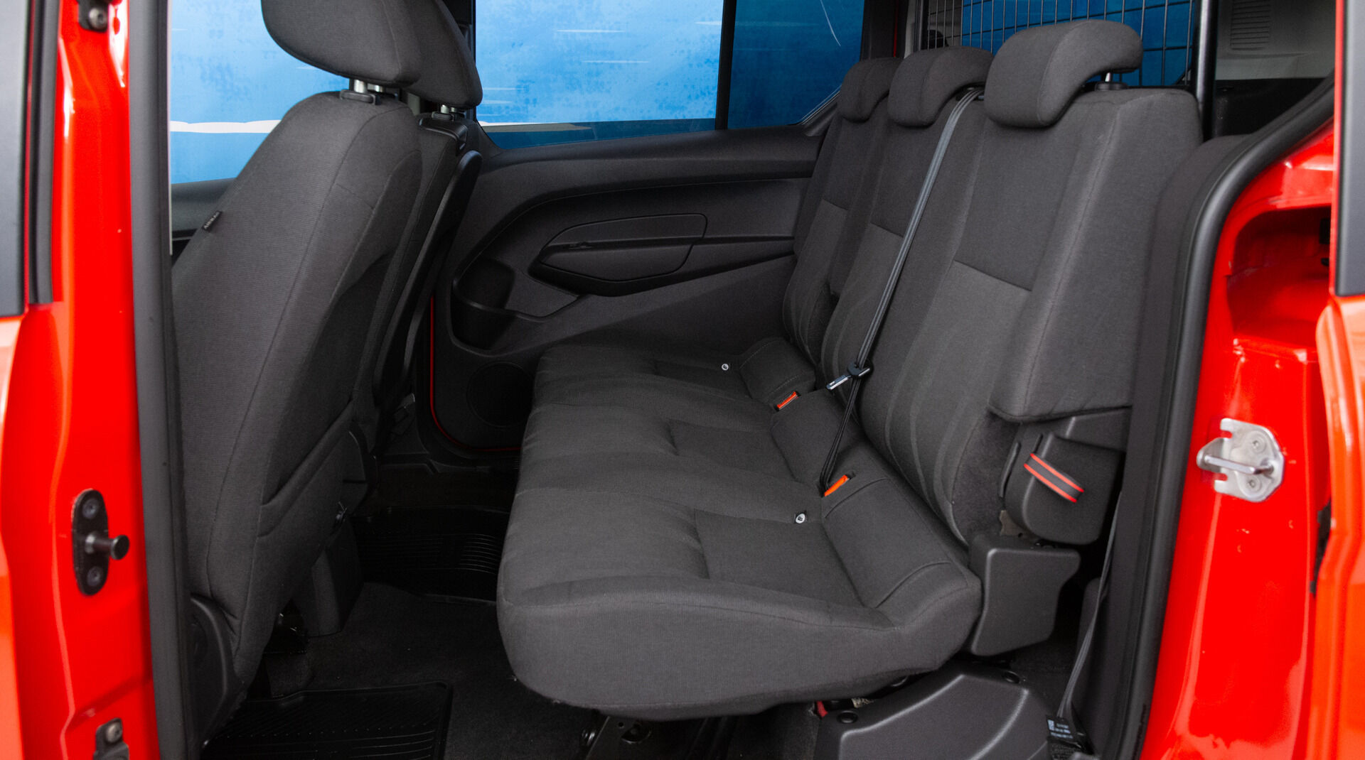 Ford Grand Tourneo Connect 2016 1,5 TDCi 120 hv PowerShift A6 Trend *Webasto / Koukku / Lämmitettävä lasi / Bluetooth* - Suomi-auto / Kahdet renkaat - HULLU BLACKWEEK KORKOTARJOUS 2,49%