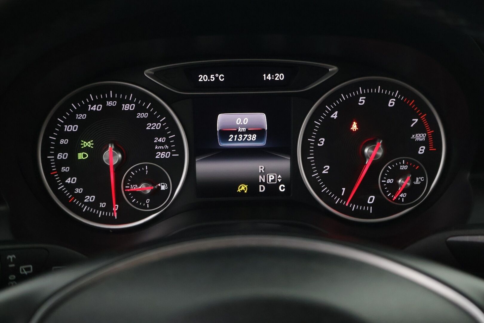 Mercedes-Benz A 2016 160 A Launch Edition - | P-Kamera | Vakkari | Sporttipenkit | Tutkat | 2x Renkaat | 
