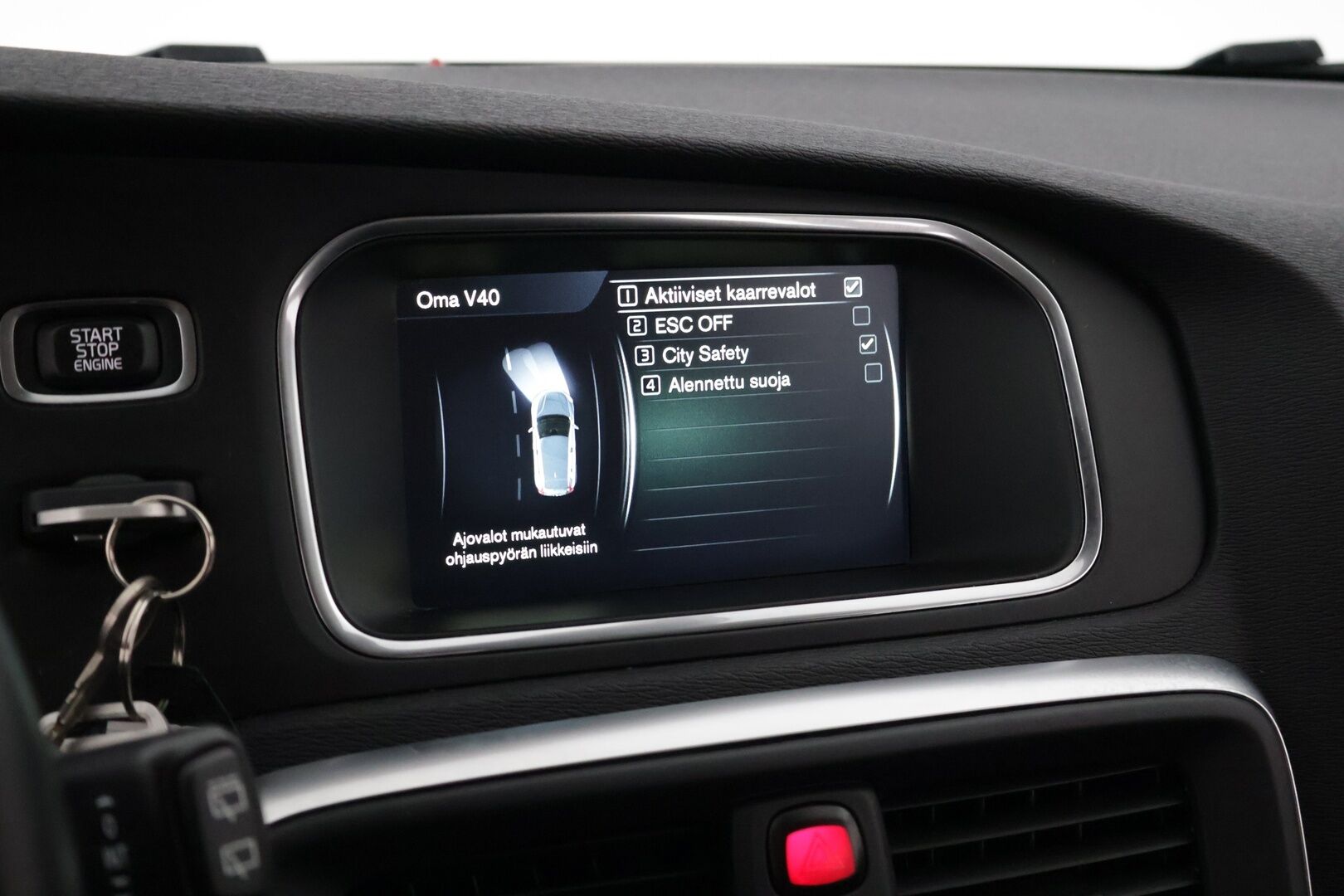 Volvo V40 2016 T2 Business aut *Polttoainekäyttöinen lisälämmitin / VOC / Navigointi / Kattotelineet* - * Suomi-auto / Siisti kuntoinen *