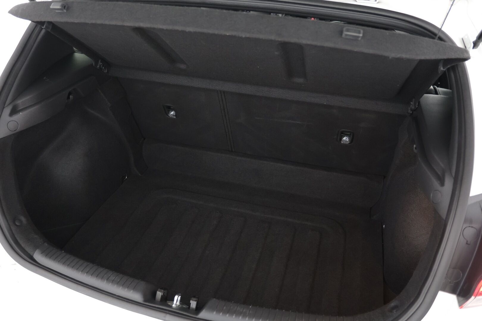 Hyundai i30 2018 N 2,0 T-GDI 6MT Performance Pack * Panorama / Muistipenkki / P-kamera / Kaistavahti / Apple&Android / Keyless * - Nahka-alcantara sisusta / Suomi-auto / 2x aluvanteet!