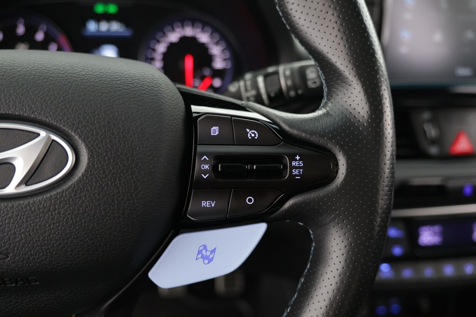 Hyundai i30 2018 N 2,0 T-GDI 6MT Performance Pack * Panorama / Muistipenkki / P-kamera / Kaistavahti / Apple&Android / Keyless * - Nahka-alcantara sisusta / Suomi-auto / 2x aluvanteet! - HULLUT AVAJAISHULINAT KORKOTARJOUS 3,29 %