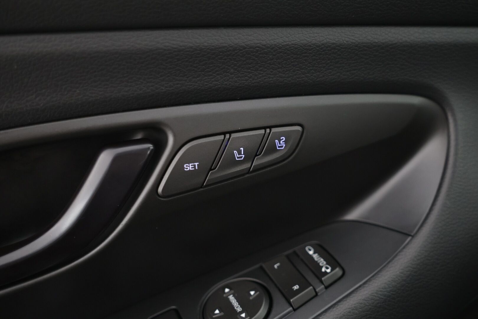 Hyundai i30 2018 N 2,0 T-GDI 6MT Performance Pack * Panorama / Muistipenkki / P-kamera / Kaistavahti / Apple&Android / Keyless * - Nahka-alcantara sisusta / Suomi-auto / 2x aluvanteet!