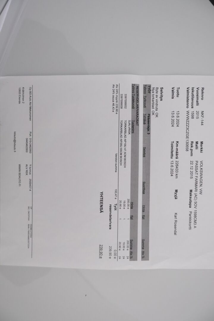Volkswagen Passat 2015 Variant Highline 1,6 TDI DSG-automaatti. Myydään huutokaupat.com - Huutokaupat.com / Hyvät Renkaat / Vetokoukku / Pitkä leima*