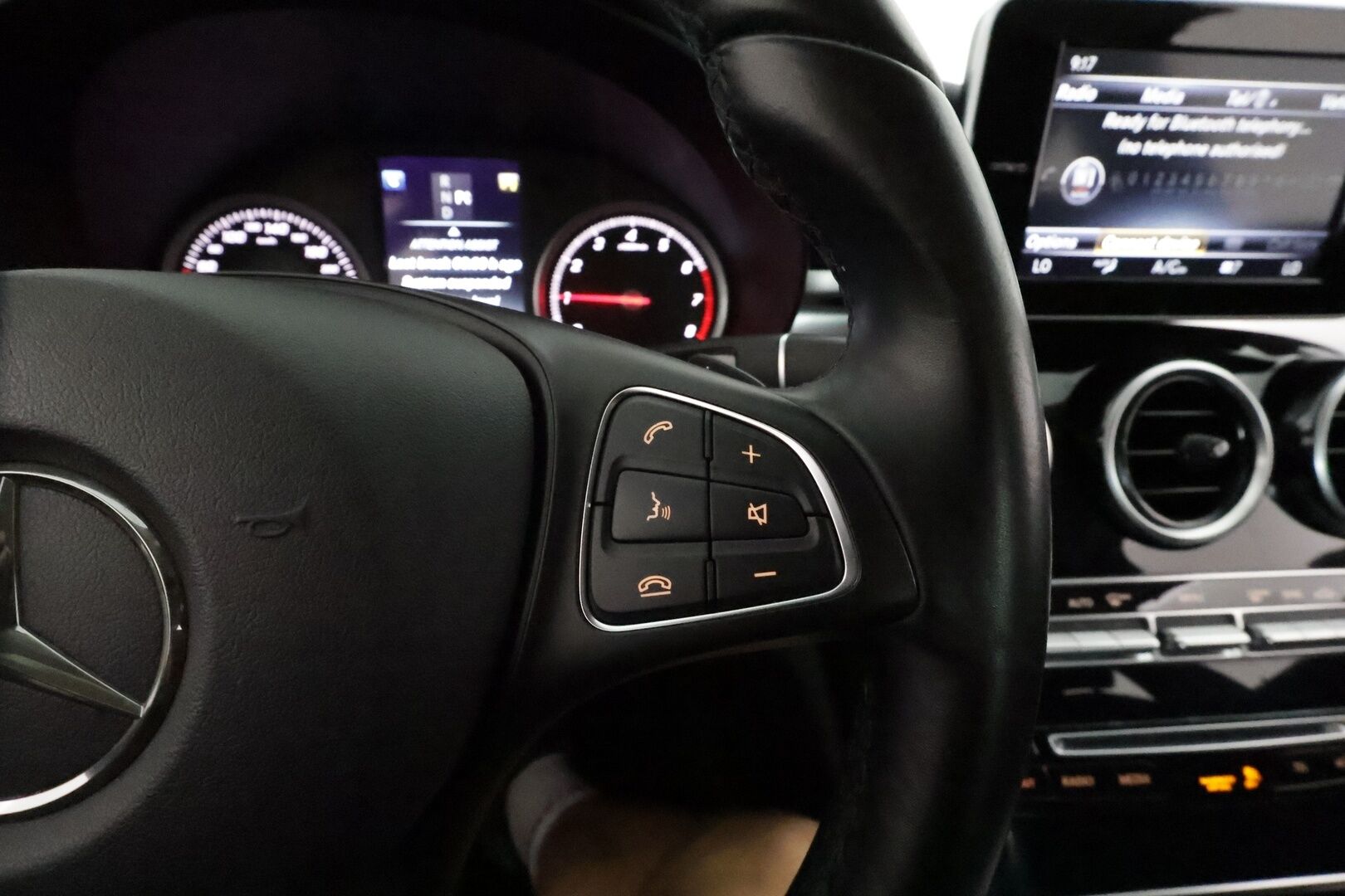 Mercedes-Benz C 2016 200 4Matic A Premium Business - Suomiauto / ILS LED / Sporttipenkit / Peruutustutka / KeyLess / Vakkari / Lohkolämmitin & Sisäpistoke / Upea!