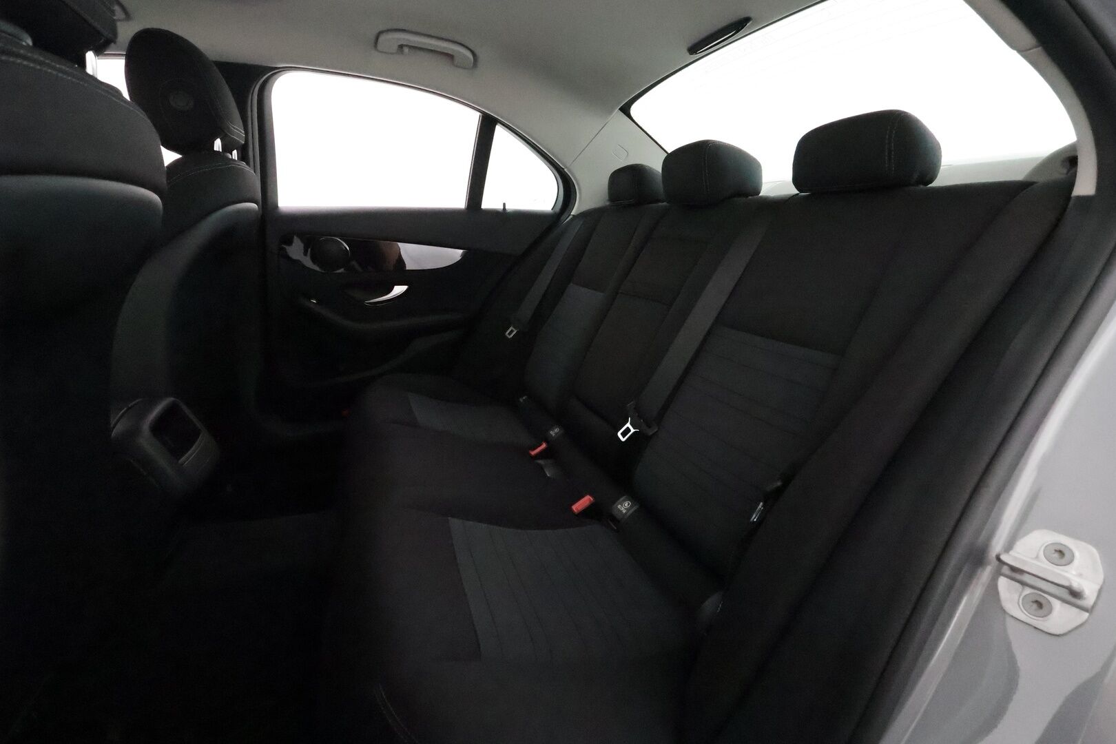 Mercedes-Benz C 2016 200 4Matic A Premium Business **ILS-LED / P.Tutkat / Lohko&Sisätilanlämmitin / Sporttipenkit / Vakkari** - Suomi-auto / Kahdet Renkaat