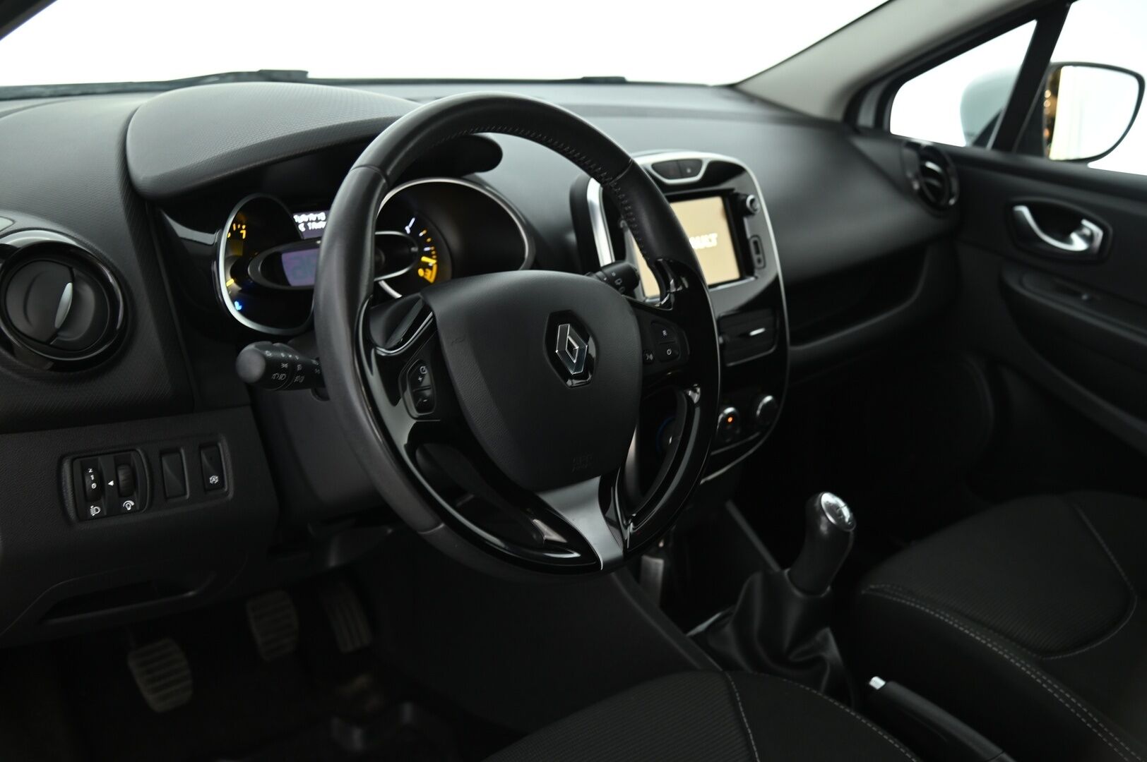 Renault Clio 2016 Energy TCe 90 S&S Navi Style *Myydään Huutokaupat.com*