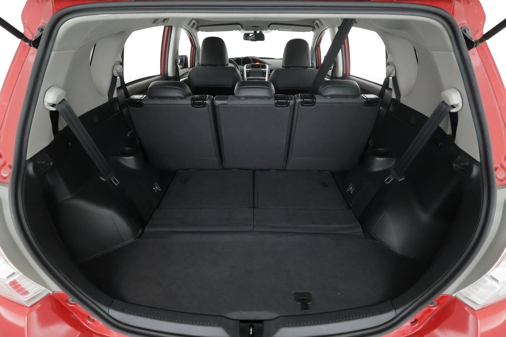 Toyota Verso 2016 1,8 Valvematic Active Edition 7p * Lohkolämmitin / Xenon / Vakkari / P.Kamera / Navi / Puolinahat * - 1-om Suomi-auto / Kahdet renkaat / Merkkihuollot