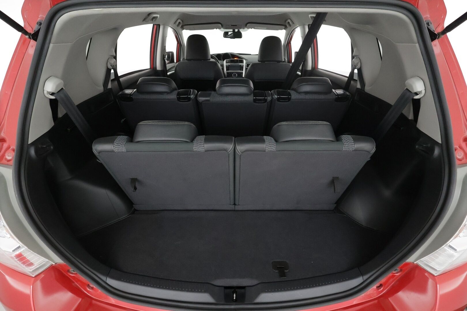 Toyota Verso 2016 1,8 Valvematic Active Edition 7p * Lohkolämmitin / Xenon / Vakkari / P.Kamera / Navi / Puolinahat * - 1-om Suomi-auto / Kahdet renkaat / Merkkihuollot