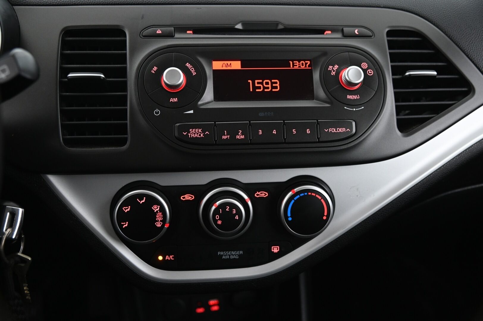 Kia Picanto 2017 1,0 ISG LX 3D EcoDynamics *Suomi-auto / Penkinlämmittimet* - *Juuri tullut / 2x renkaat*