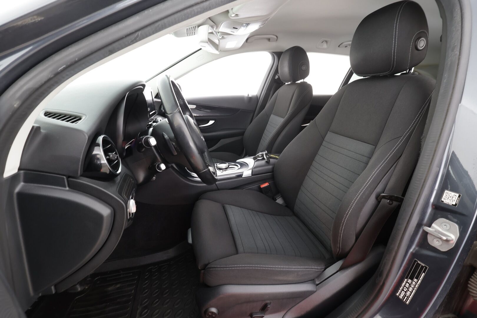 Mercedes-Benz C 2016 220 d T A Premium Business * Vakkari / ILS LED / Webasto / Koukku / Puolisähköt sporttipenkeillä * - Suomi-auto