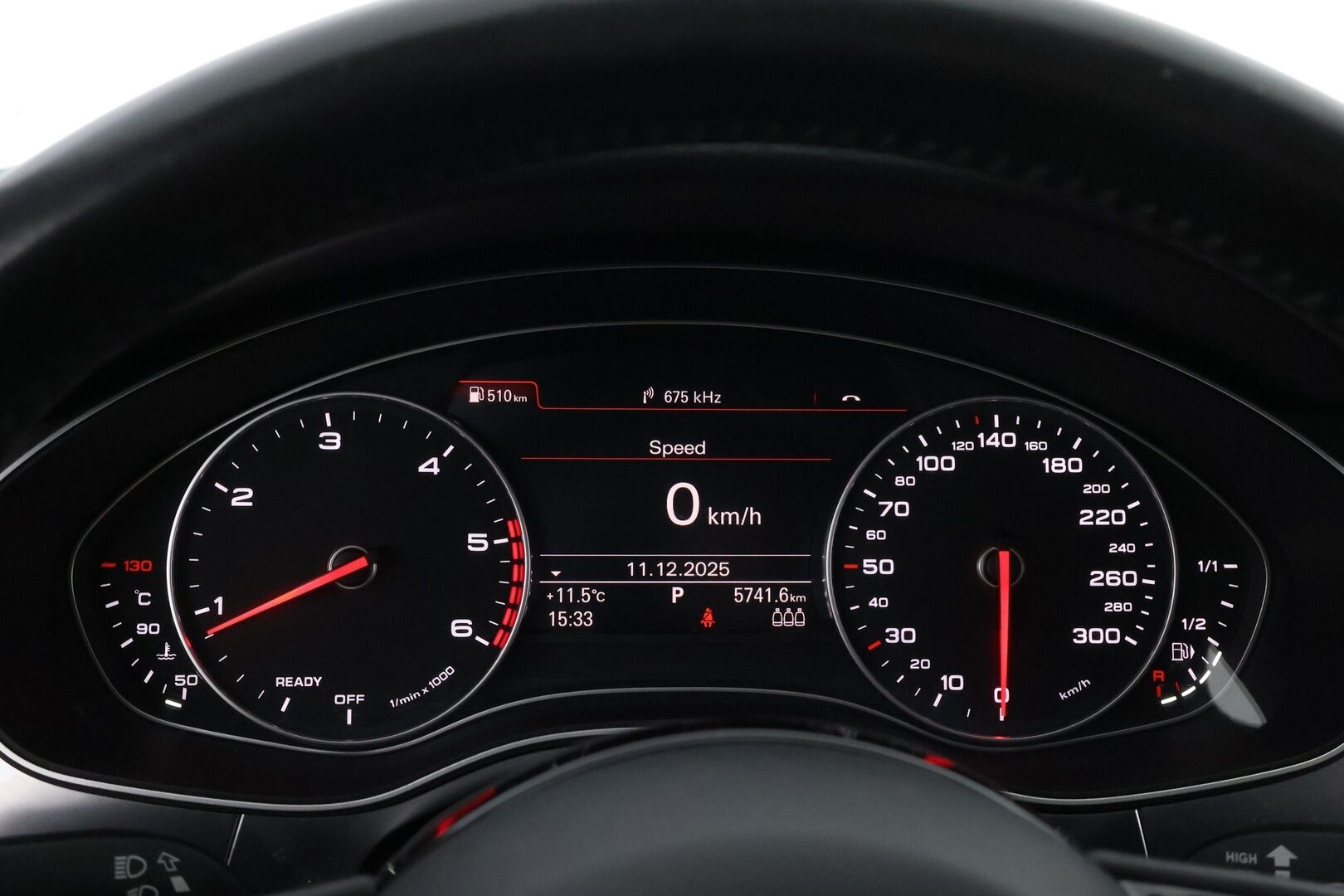 Audi A6 2016 Avant Land of quattro Edition 2,0 TDI 140 kW quattro S tronic S Line * Webasto / Vetokoukku / Nahka-Alcantara / Xenon - 2x Hyvät renkaat / Suomiauto / Juuri tullut Tampereelle!