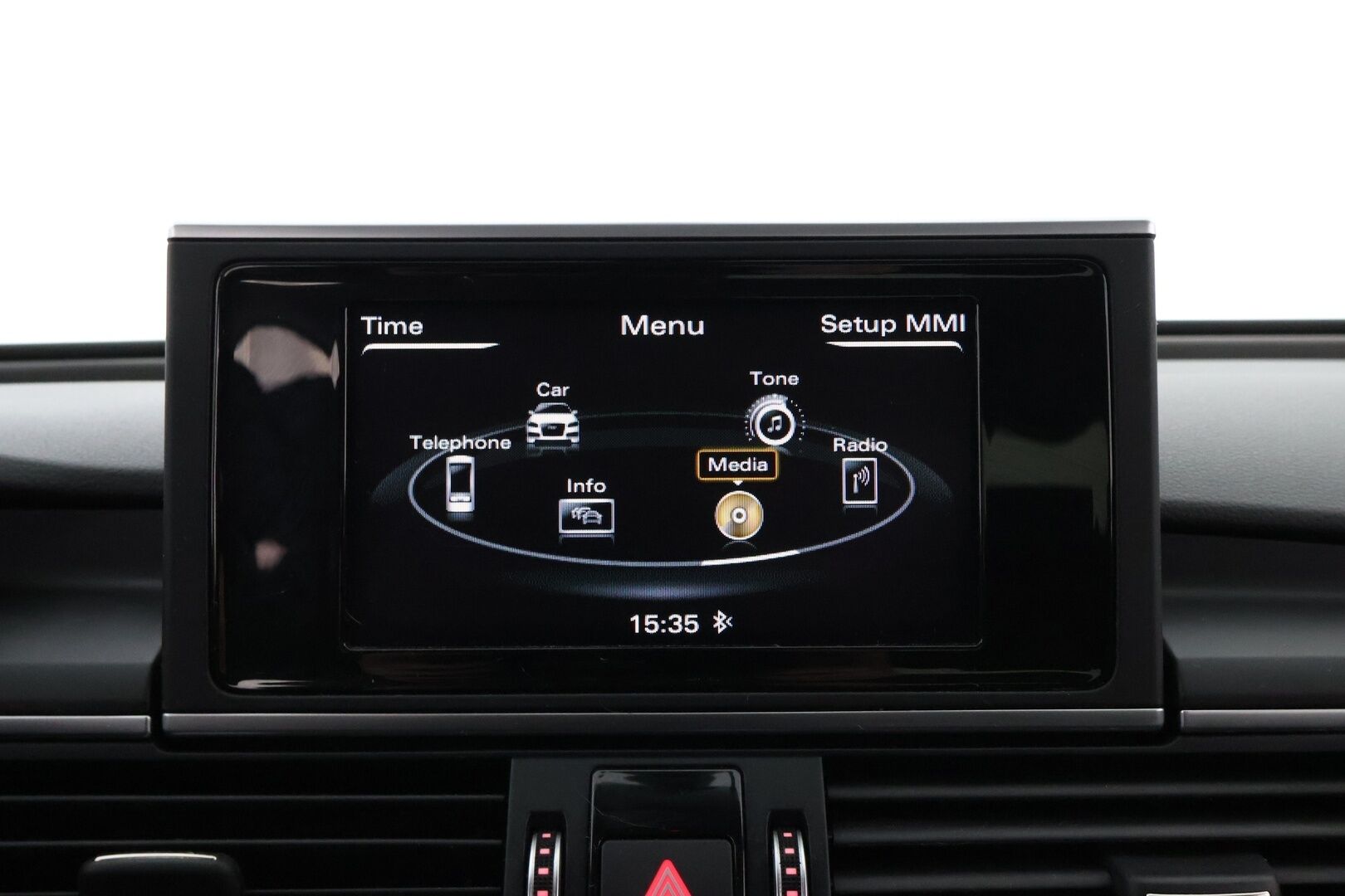 Audi A6 2016 Avant Land of quattro Edition 2,0 TDI 140 kW quattro S tronic S Line * Webasto / Vetokoukku / Nahka-Alcantara / Xenon - 2x Hyvät renkaat / Suomiauto / Juuri tullut Tampereelle!