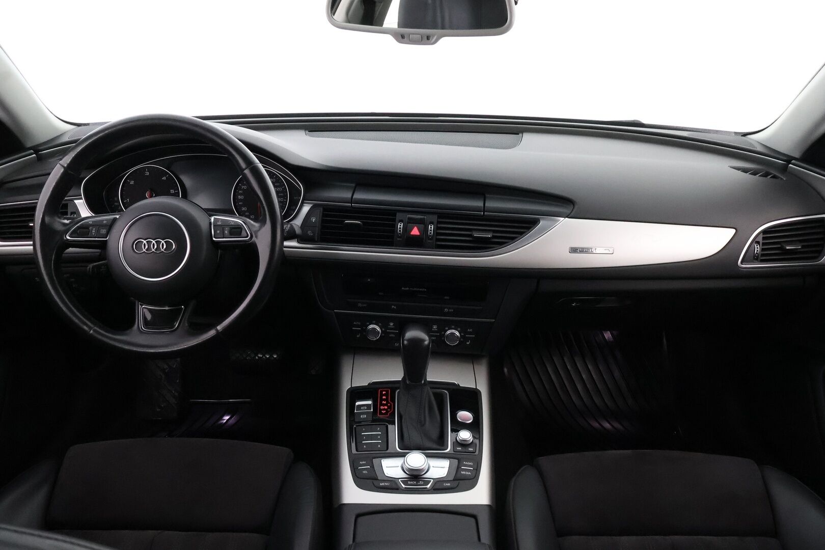 Audi A6 2016 Avant Land of quattro Edition 2,0 TDI 140 kW quattro S tronic * S-Line ulkopaketti / Webasto / Nahka-alcantara / Vetokoukku / Sähköluukku * - 2x hyvät renkaat / Suomiauto / Juuri tullut Tampereelle!