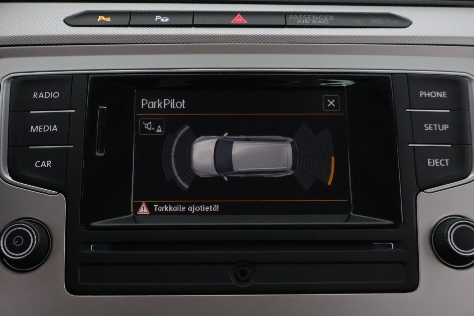 Volkswagen Passat 2016 Variant Comfortline 1,4 TSI 92 kW (125 hv) DSG-automaatti  * Vakkari / Tutkat / Lämm. Tuulilasi / Lohko + sisä / Bluetooth * - * Hyvin Huollettu / Luotettava / Farmari *