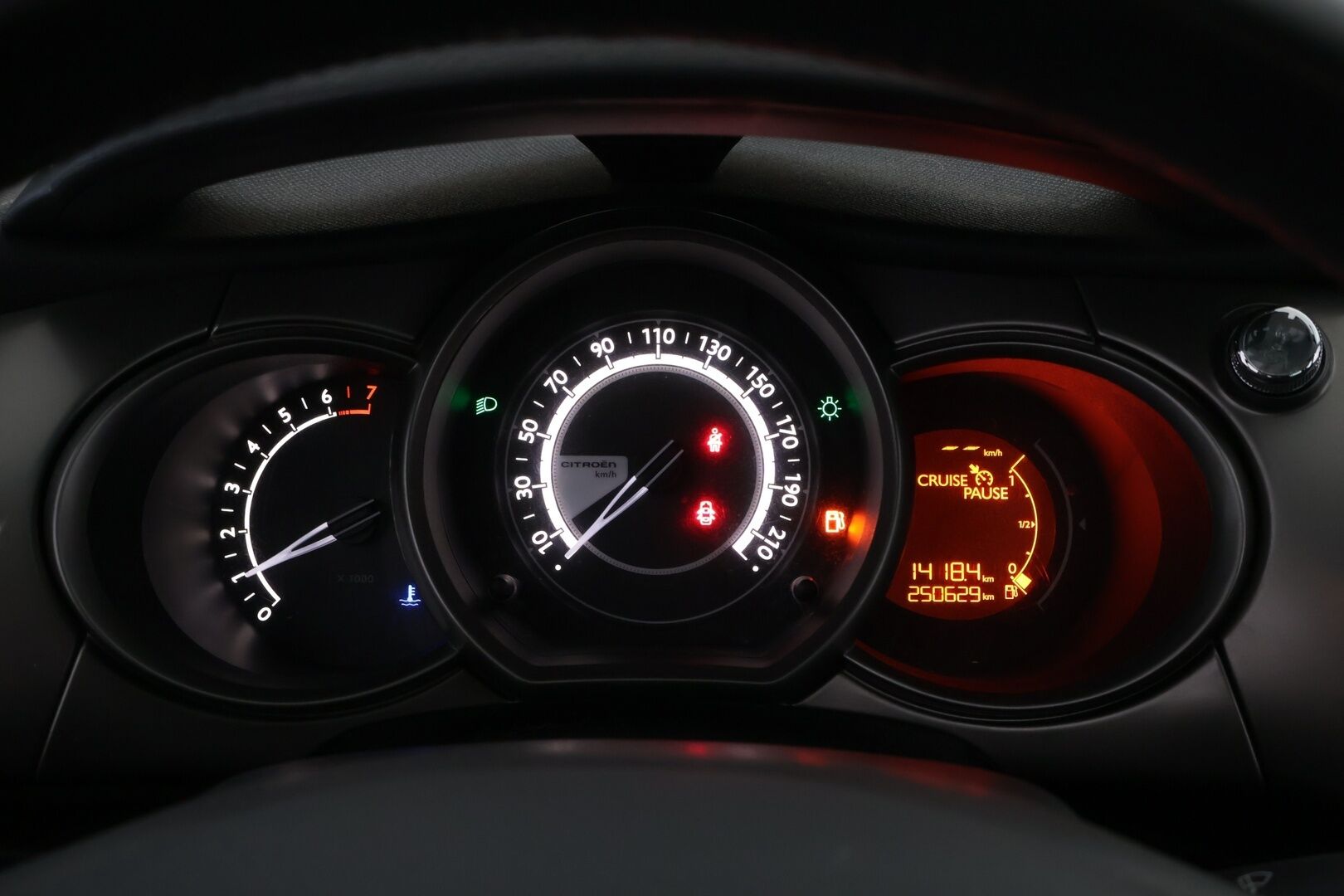 Citroen C3 2016 VTi 82 Feel - MYYDÄÄN HUUTOKAUPAT.COM! - MYYDÄÄN HUUTOKAUPAT.COM!