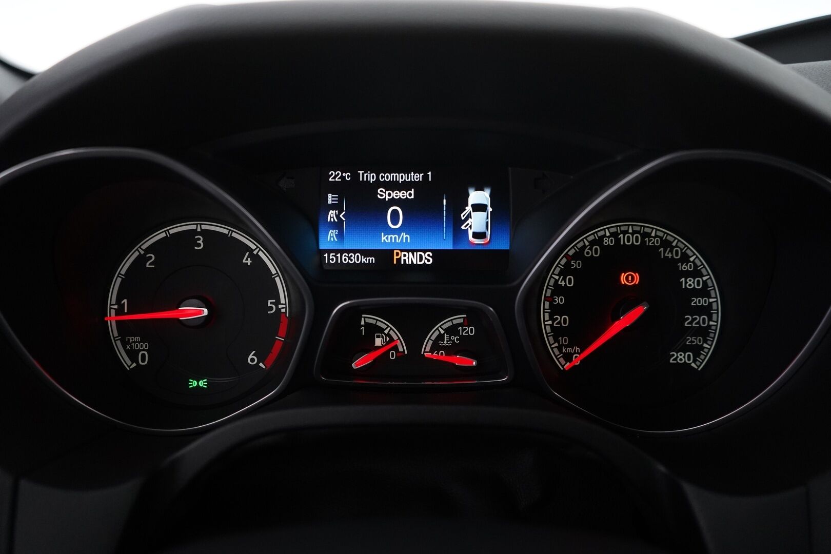 Ford Focus 2016 2,0 TDCi 185 hv start/stop PowerShift A6 ST Wagon * Vakkari / Webasto /  Lämm. tuulilasi / Tutka / Sporttipenkit * - ST-Line / Recaro / Kahdet OEM vanteet / Myydään jakohihna juuri vaihdettuna!