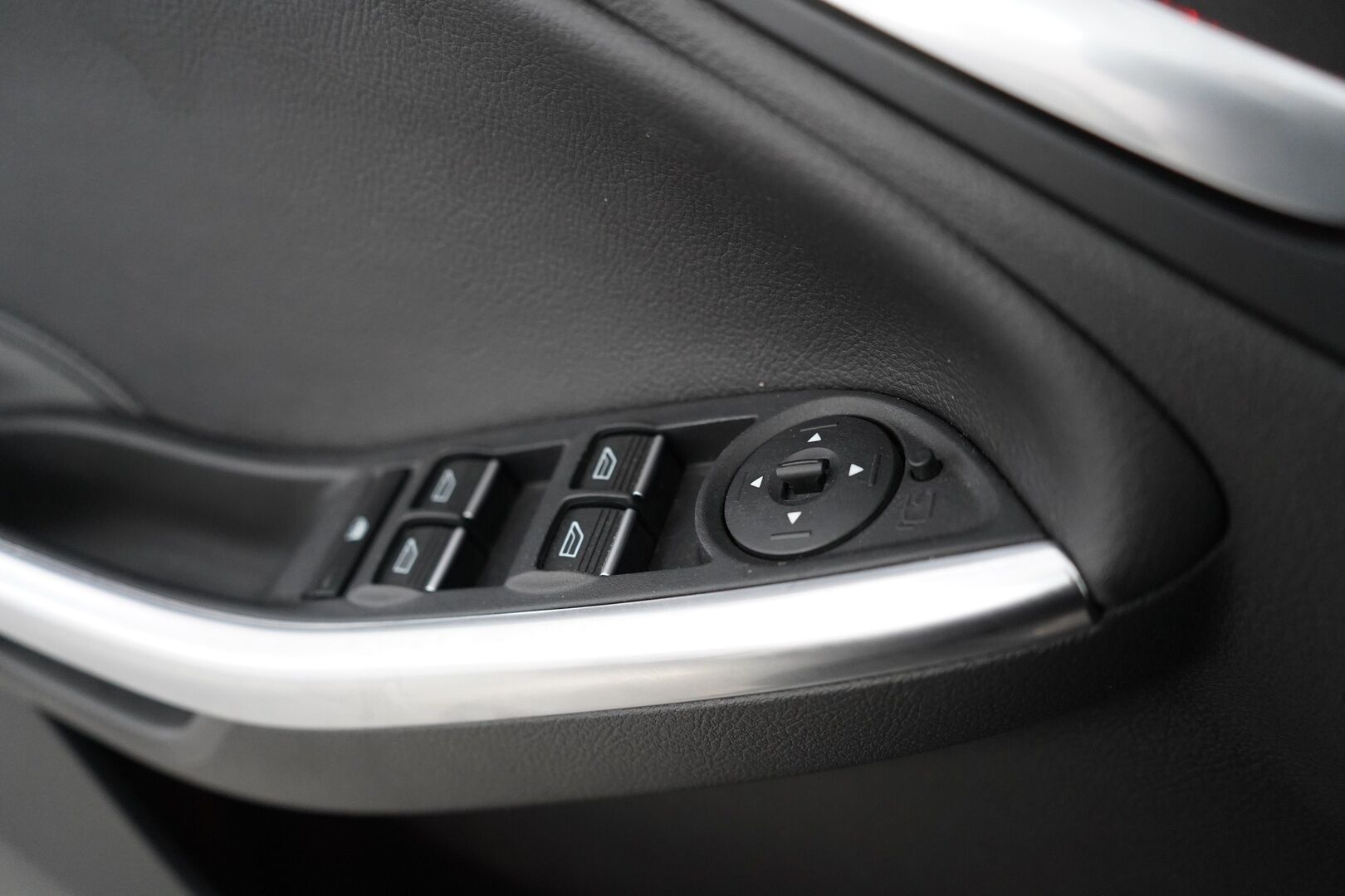 Ford Focus 2016 2,0 TDCi 185 hv start/stop PowerShift A6 ST Wagon * Vakkari / Webasto /  Lämm. tuulilasi / Tutka / Sporttipenkit * - ST-Line / Recaro / Kahdet OEM vanteet / Myydään jakohihna juuri vaihdettuna!