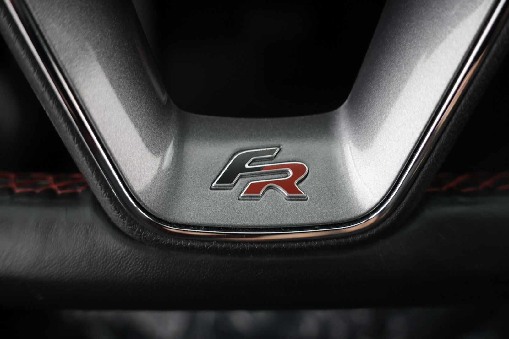 Seat Leon ST 2016 1,4 TSI 150 ACT FR DSG / Vetokoukku / Adapt. Vakkari / Suomi-auto / Upea sisusta - Juuri saapunut!