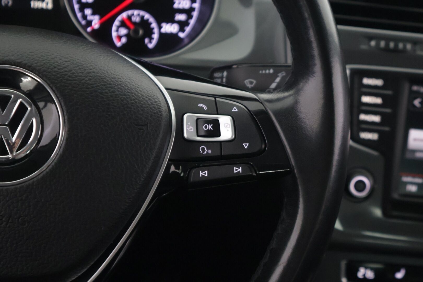 Volkswagen Golf 2016 Variant Alltrack 2,0 TDI 135 kW (184 hv) 4MOTION DSG Winter Edition *  YritysOutlet - Myydään vain yrityksille * - * Suomi-auto / ACC / Webasto / Vetokoukku / Kahdet renkaat  *