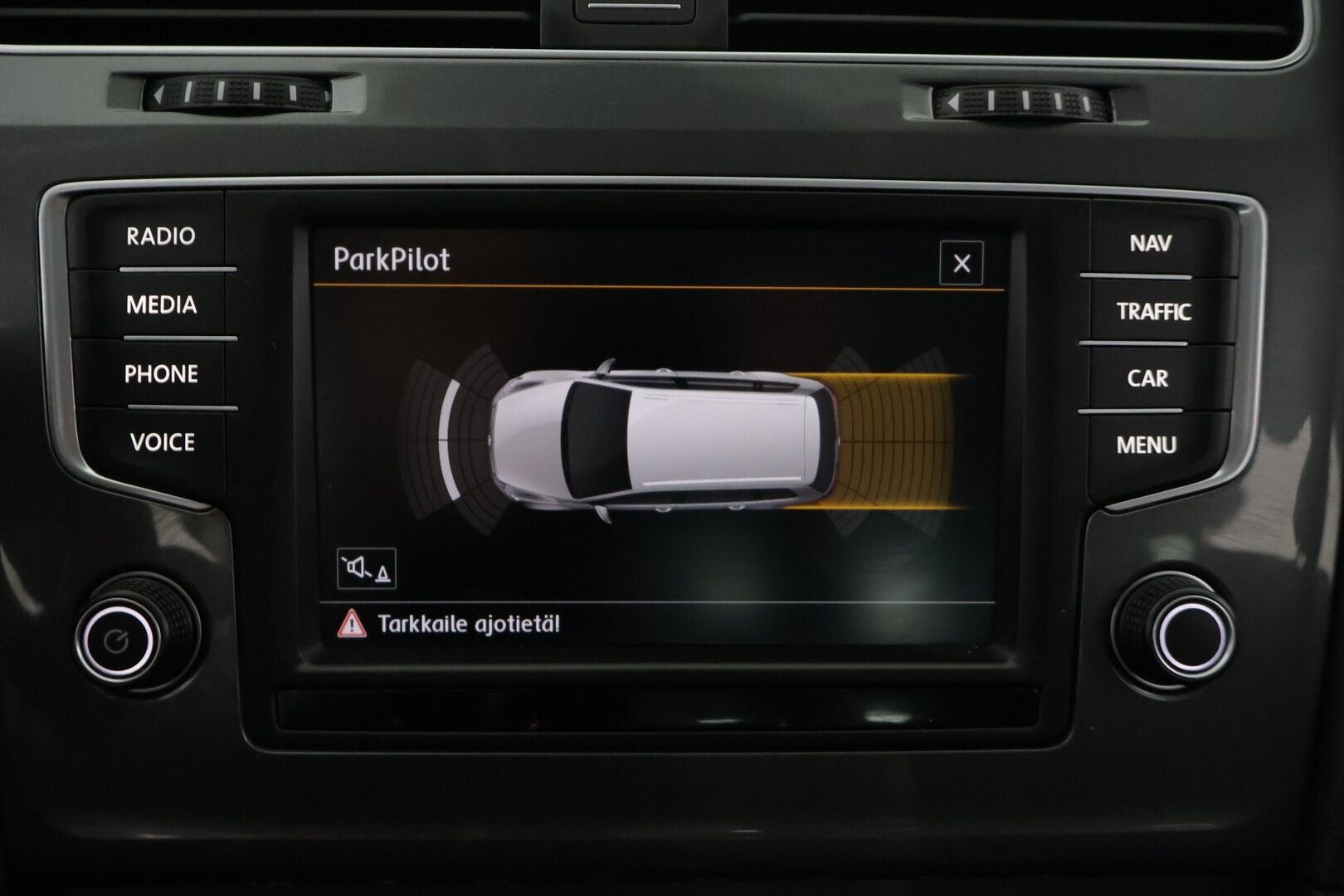 Volkswagen Golf 2016 Variant Alltrack 2,0 TDI 135 kW (184 hv) 4MOTION DSG Winter Edition *  YritysOutlet - Myydään vain yrityksille * - * Suomi-auto / ACC / Webasto / Vetokoukku / Kahdet renkaat  *