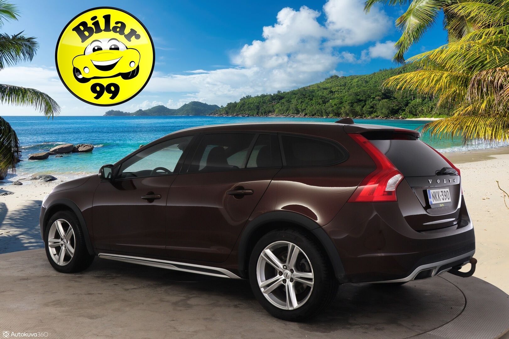 Volvo V60 Cross Country 2016 D4 AWD Business Summum aut VOC / Vakkari / Nahat / Koukku / Digimittaristo - Suomi-auto / Tilava ja näyttävä / Pääsee myös metsäteillä! 
