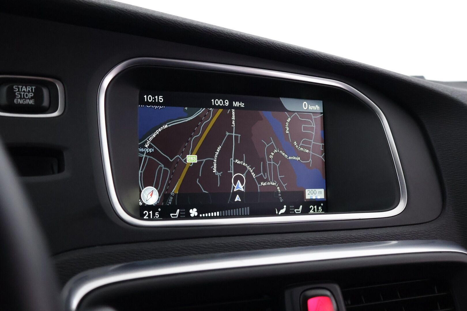 Volvo V40 2017 2.0 D3 Business aut *Vakionopeudensäädin / VOC / Digimittaristo / Lohkolämmitin S.pistoke* - Taloudellinen, siisti ja hyvin huollettu! Jalkopää tehty!