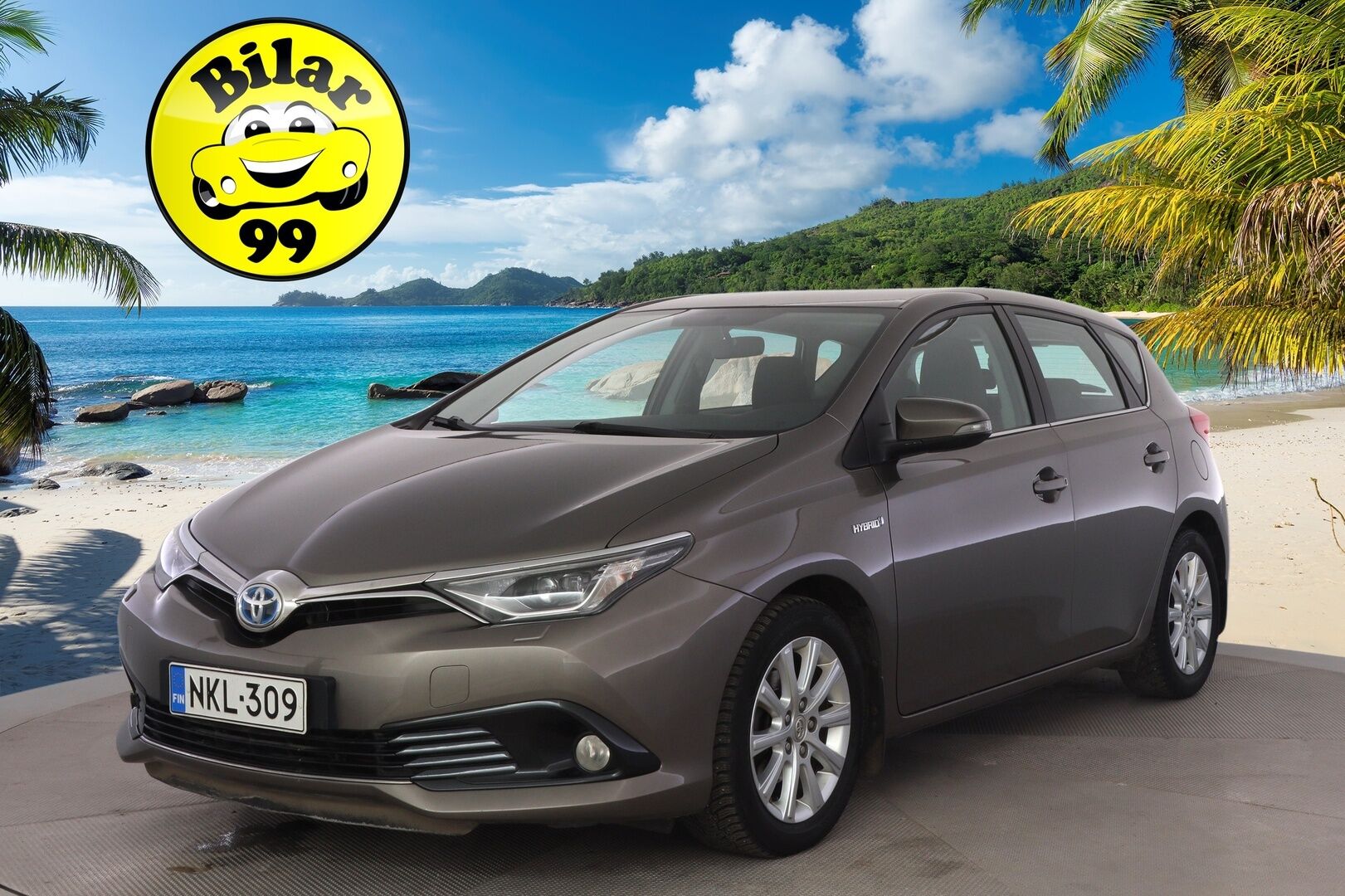 Toyota Auris 2016 1,8 Hybrid Active ** Juuri tullut! / Lohko+sisäp / Navigointi / P.kamera / Vakkari / Siisti yksilö! / 2x aluvanteet ** - Upealla metallivärillä ja siistissä kunnossa oleva perus hyvä Toyota! Tervetuloa koeajamaan ja ihastumaan!