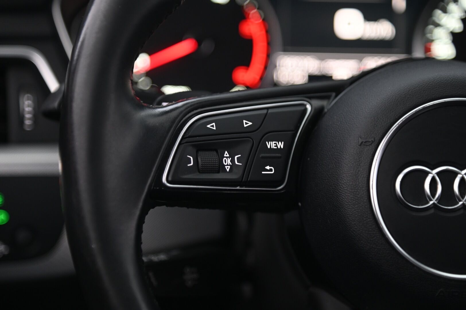 Audi A4 2016 Sedan Land of quattro Sport Edition 2,0 TDI 140 kW quattro S tronic *B&O / Vakkari / Tutkat / Lohko* - *Suomi-auto / Juuri tullut / Siisti*