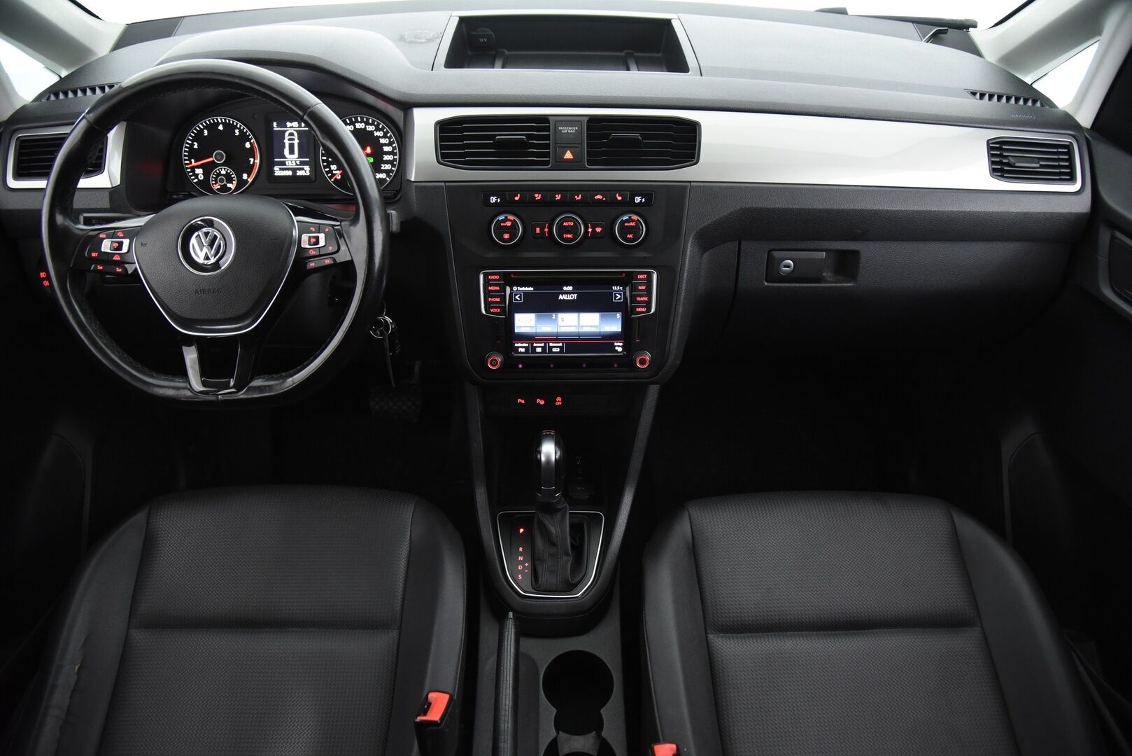 Volkswagen Caddy Maxi 2016 Trendline 1,4 TSI 92kW DSG bens. / Adapt. vakkari / Webasto / P. Kamera / Suomi-Auto - P. Tutkat / Lämmitettävä tuulilasi