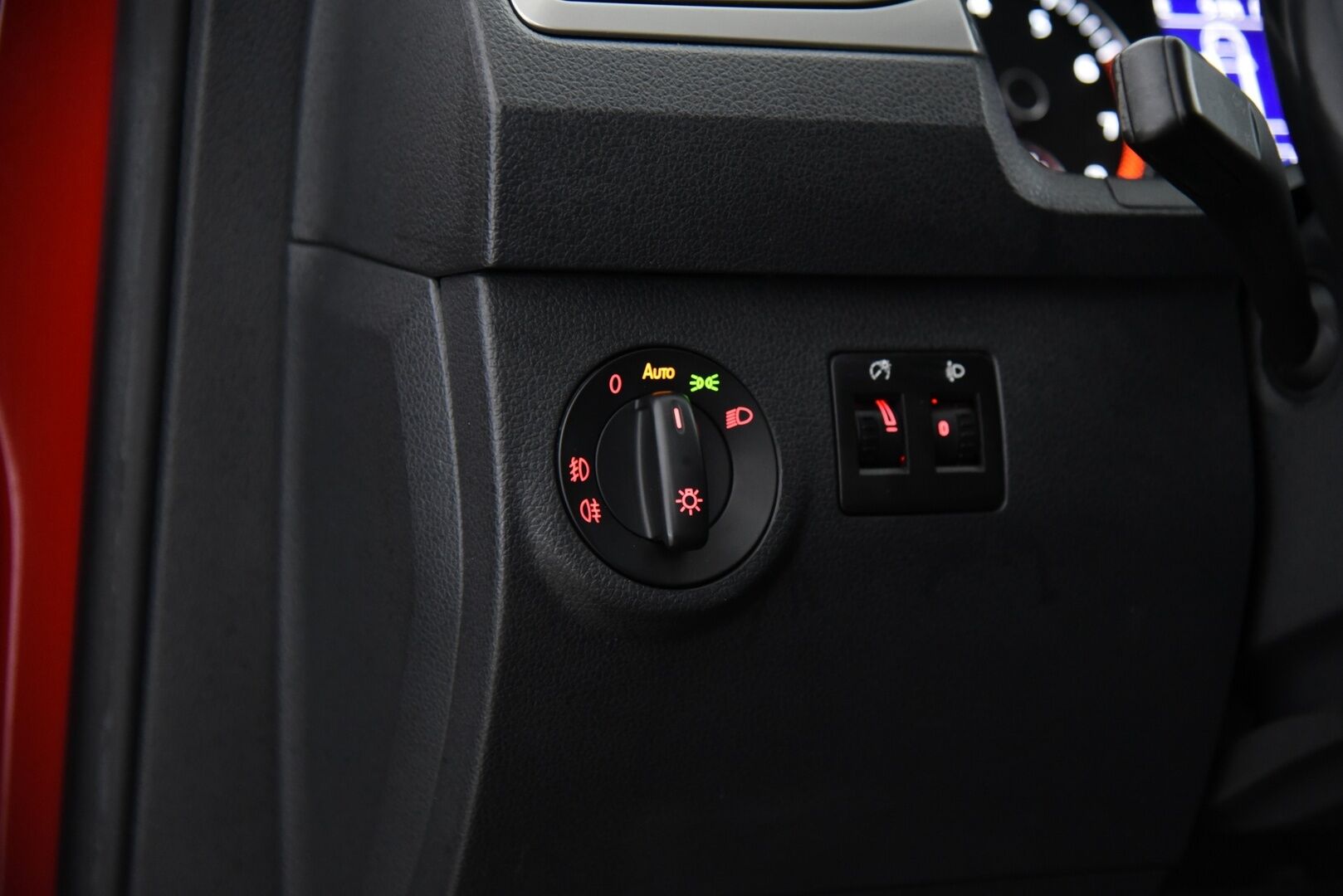 Volkswagen Caddy Maxi 2016 Trendline 1,4 TSI 92kW DSG bens. / Adapt. vakkari / Webasto / P. Kamera / Suomi-Auto - P. Tutkat / Lämmitettävä tuulilasi