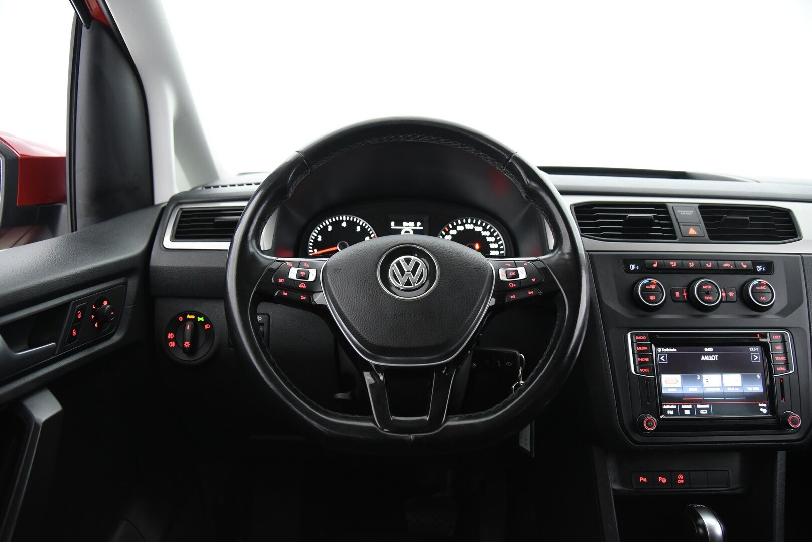 Volkswagen Caddy Maxi 2016 Trendline 1,4 TSI 92kW DSG bens. / Adapt. vakkari / Webasto / P. Kamera / Suomi-Auto - P. Tutkat / Lämmitettävä tuulilasi